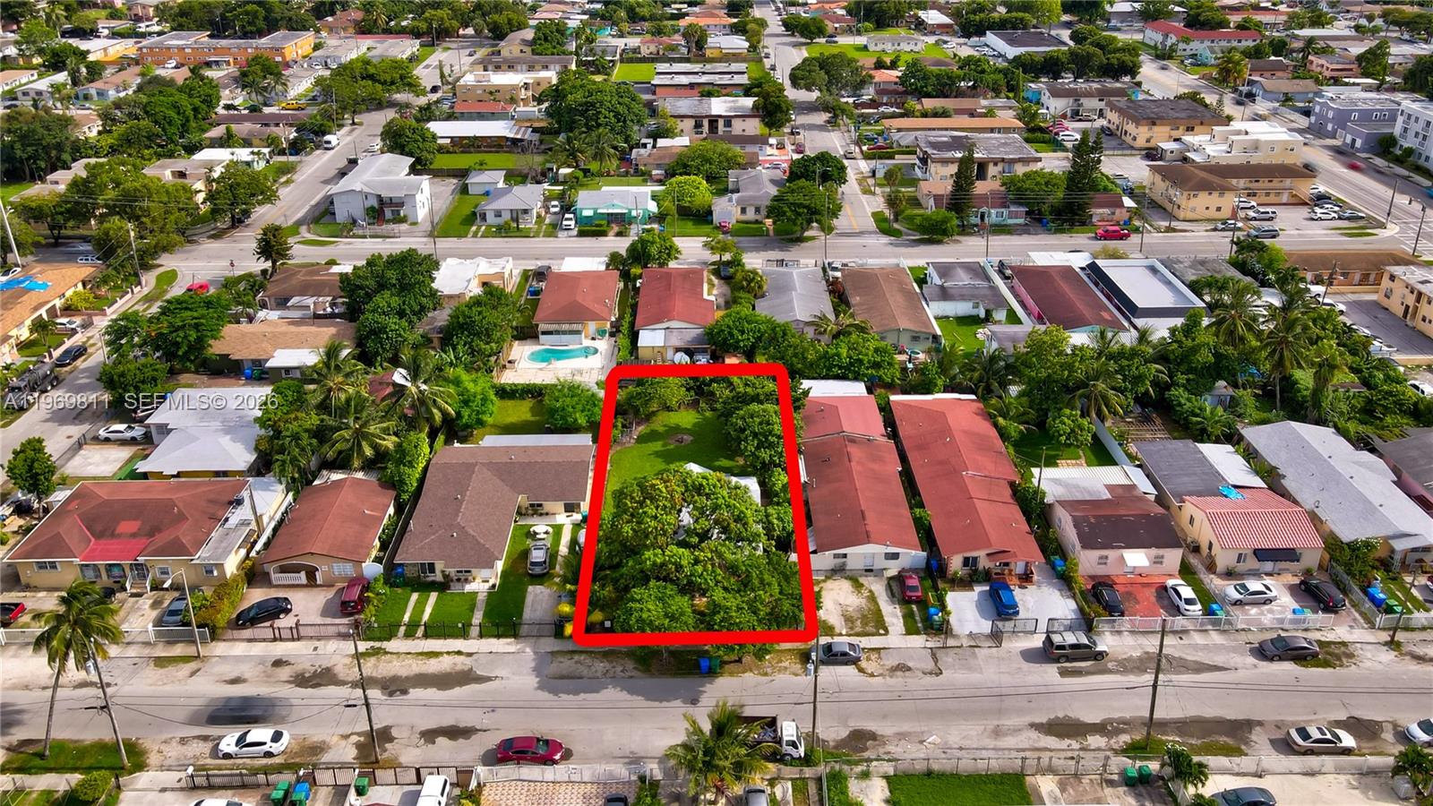 2142 NW 33rd St Miami, FL 33142