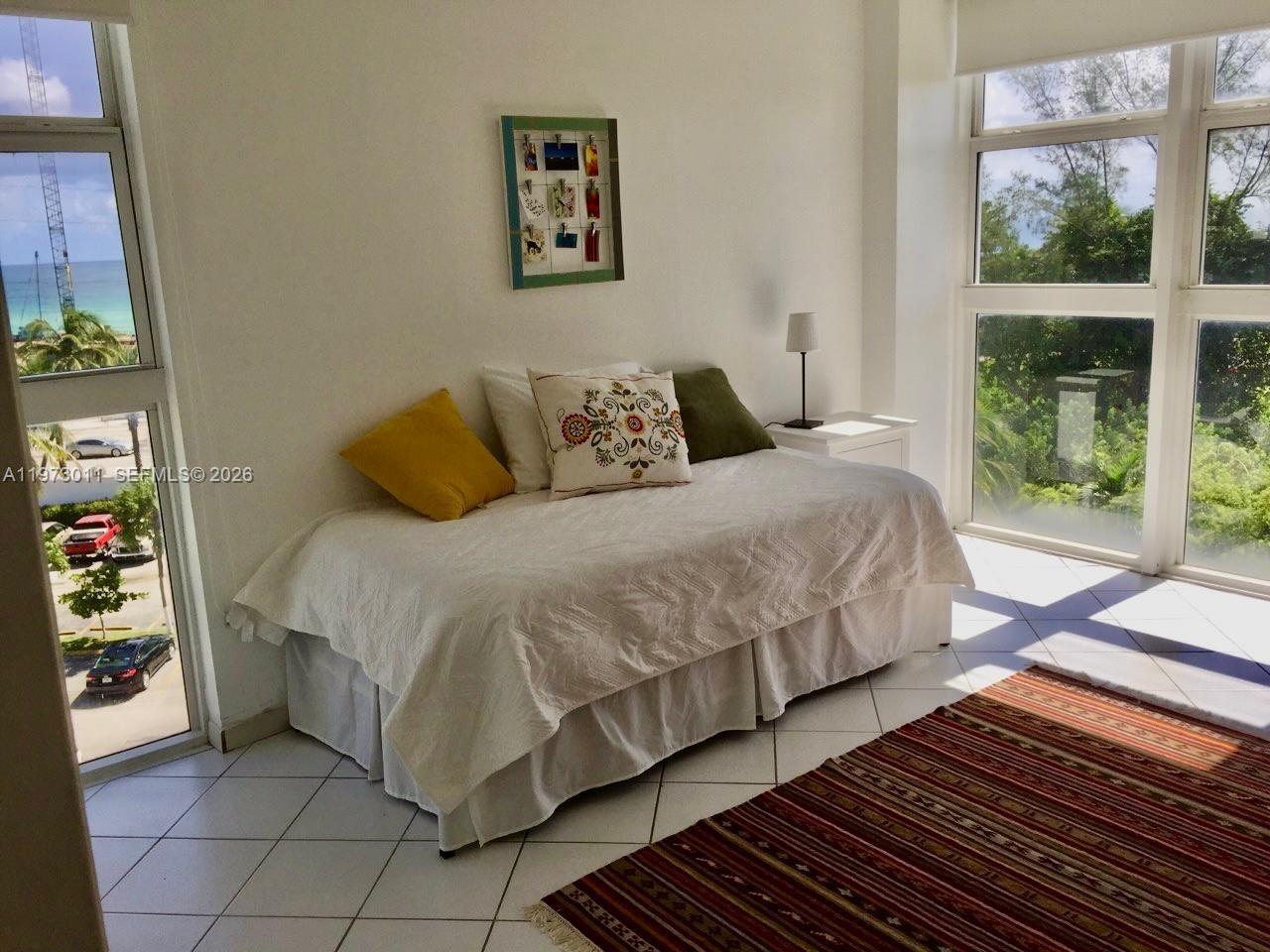 100 Bayview Dr #516 Sunny Isles Beach, FL 33160