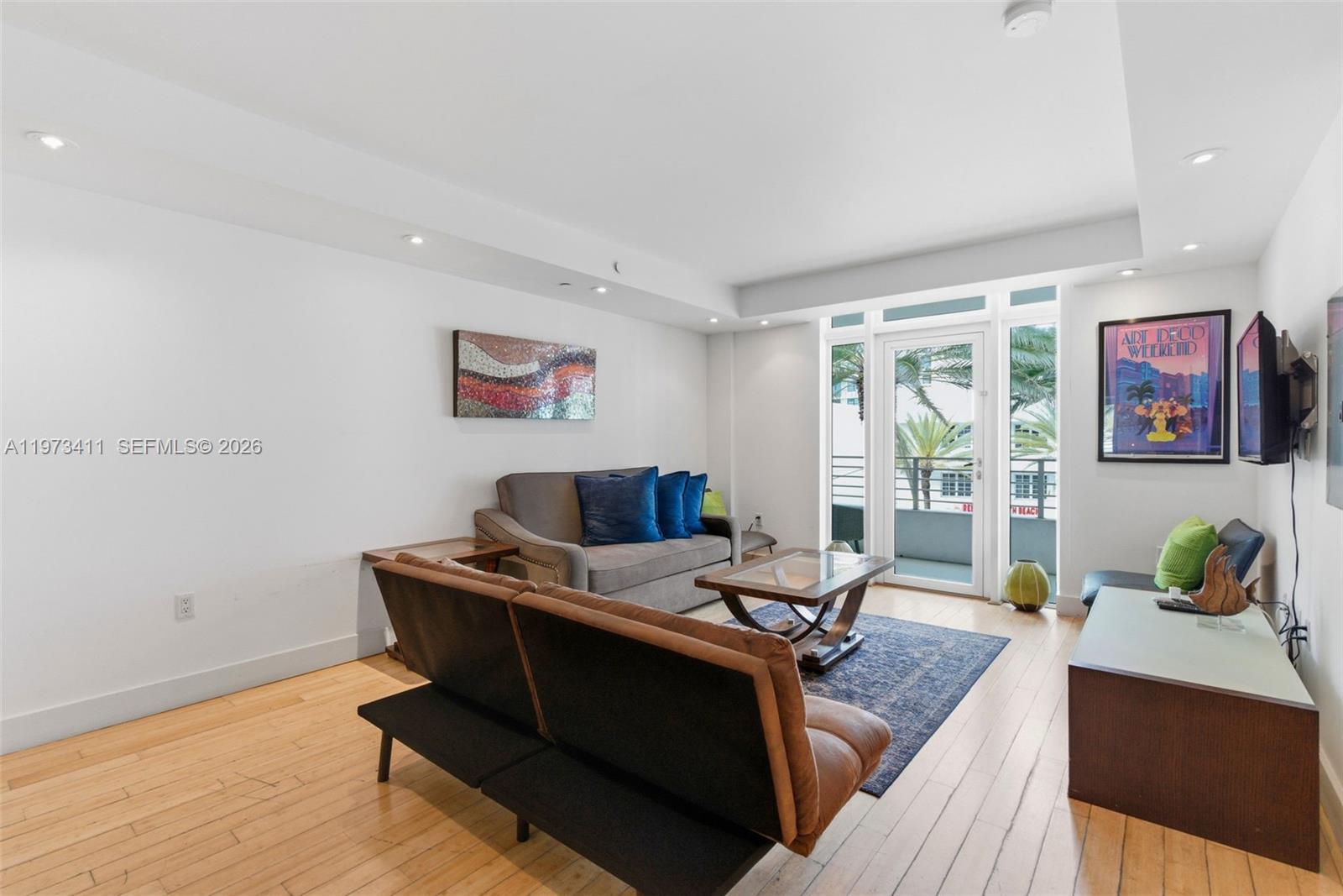 448 Ocean Dr #303 Miami Beach, FL 33139