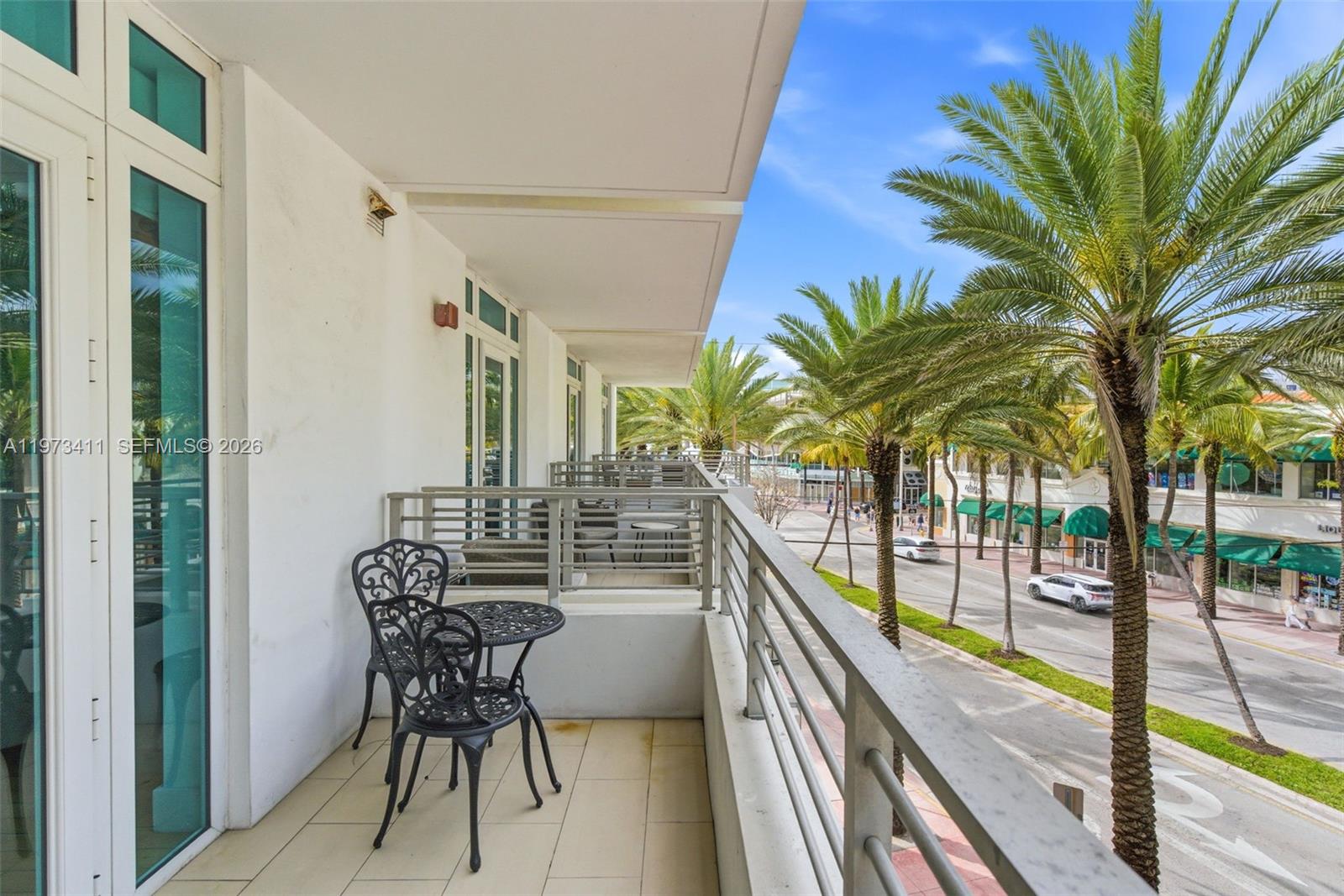 448 Ocean Dr #303 Miami Beach, FL 33139