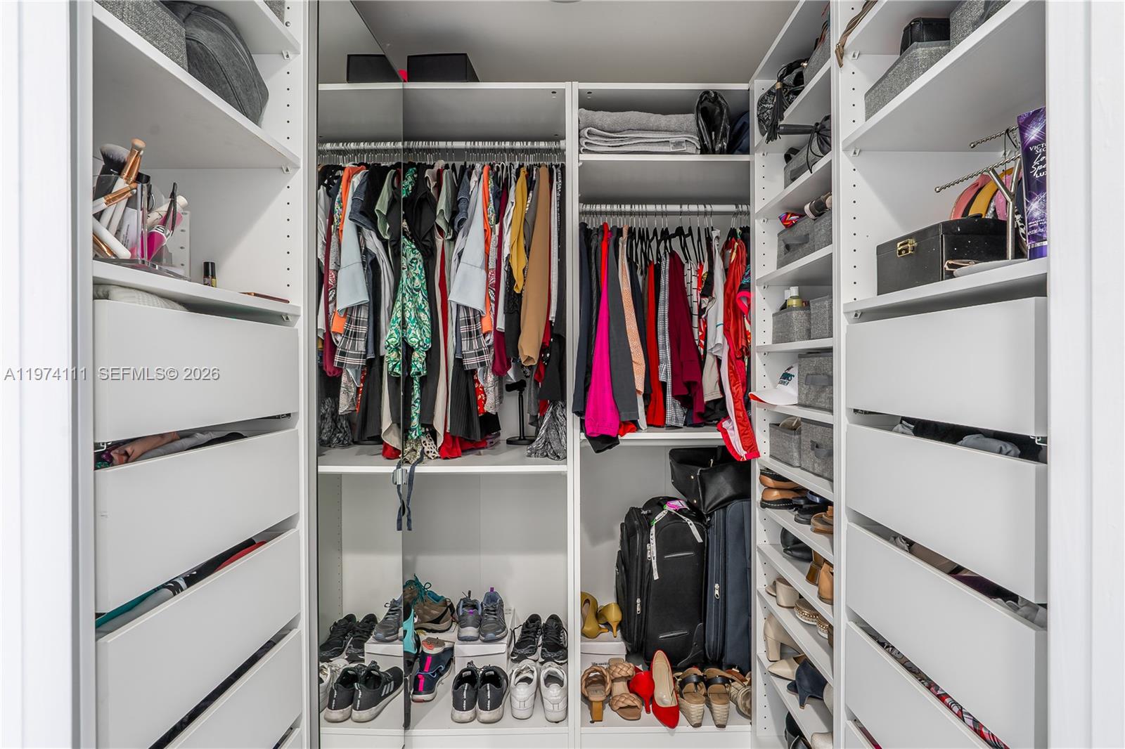 50 Biscayne Blvd #3106 Miami, FL 33132