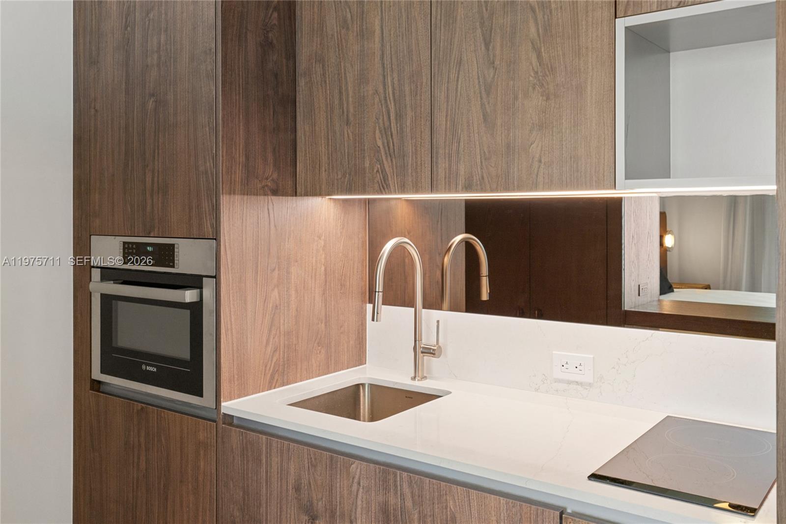 1611 SW 2nd Ave #504 Miami, FL 33129