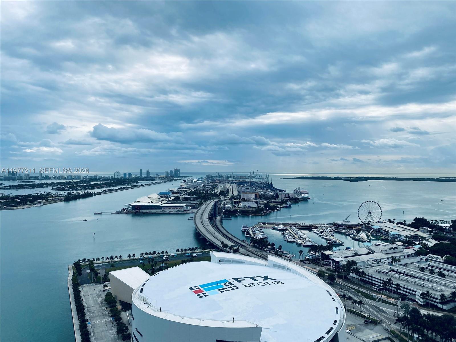 888 Biscayne Blvd #3001 Miami, FL 33132