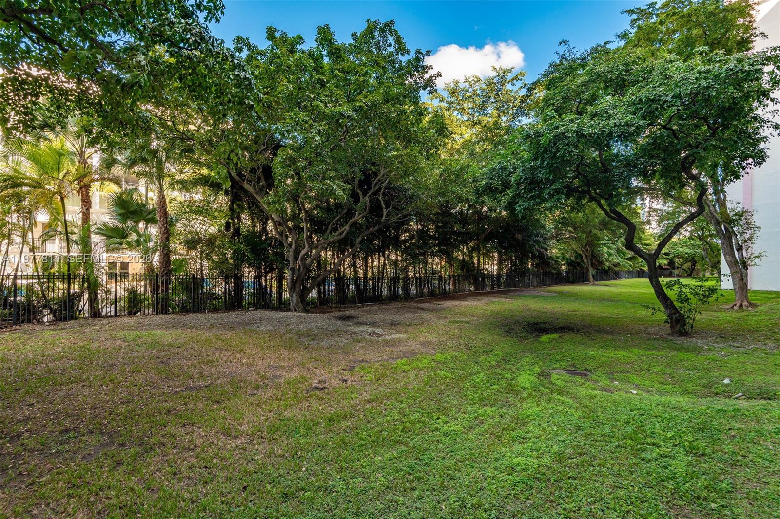 17021 N Bay Rd #102 Sunny Isles Beach, FL 33160