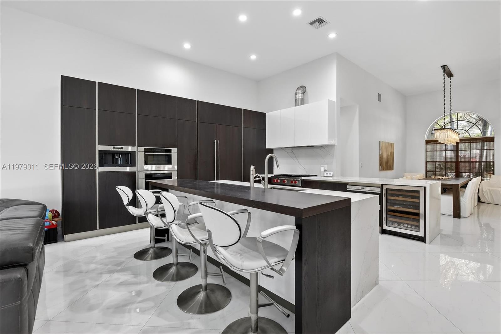 1221 NW 141st Ave Pembroke Pines, FL 33028