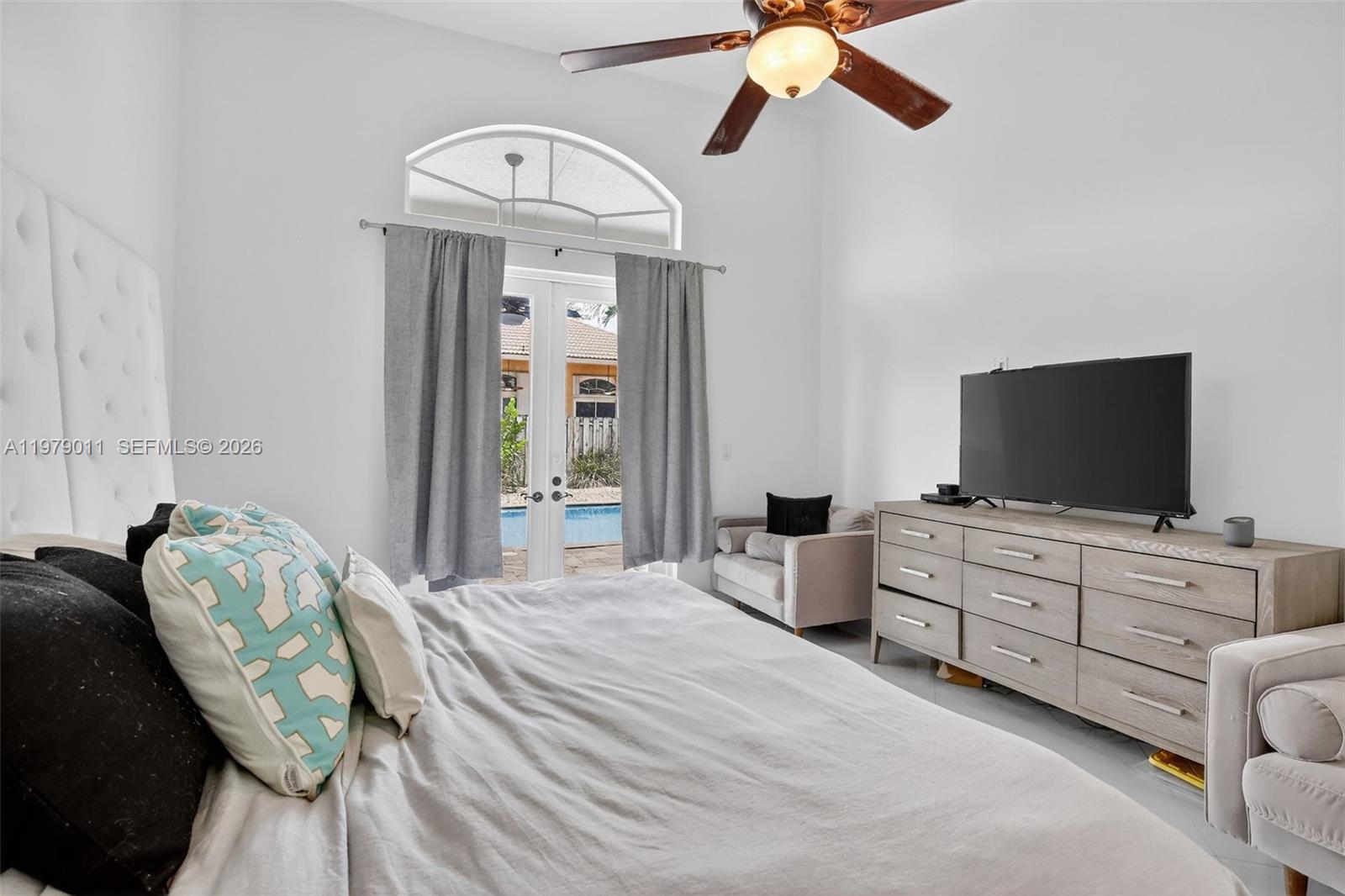 1221 NW 141st Ave Pembroke Pines, FL 33028