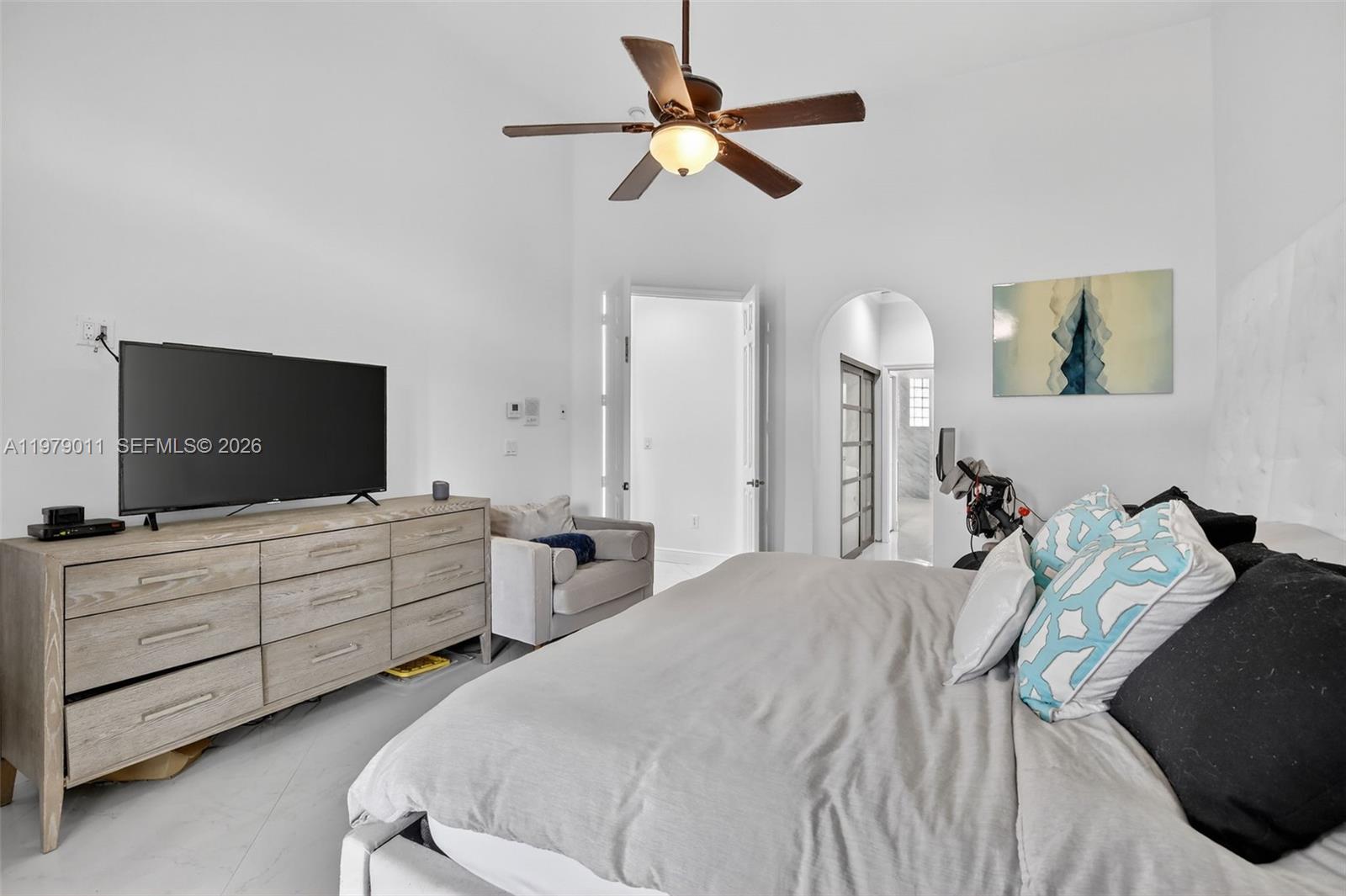 1221 NW 141st Ave Pembroke Pines, FL 33028