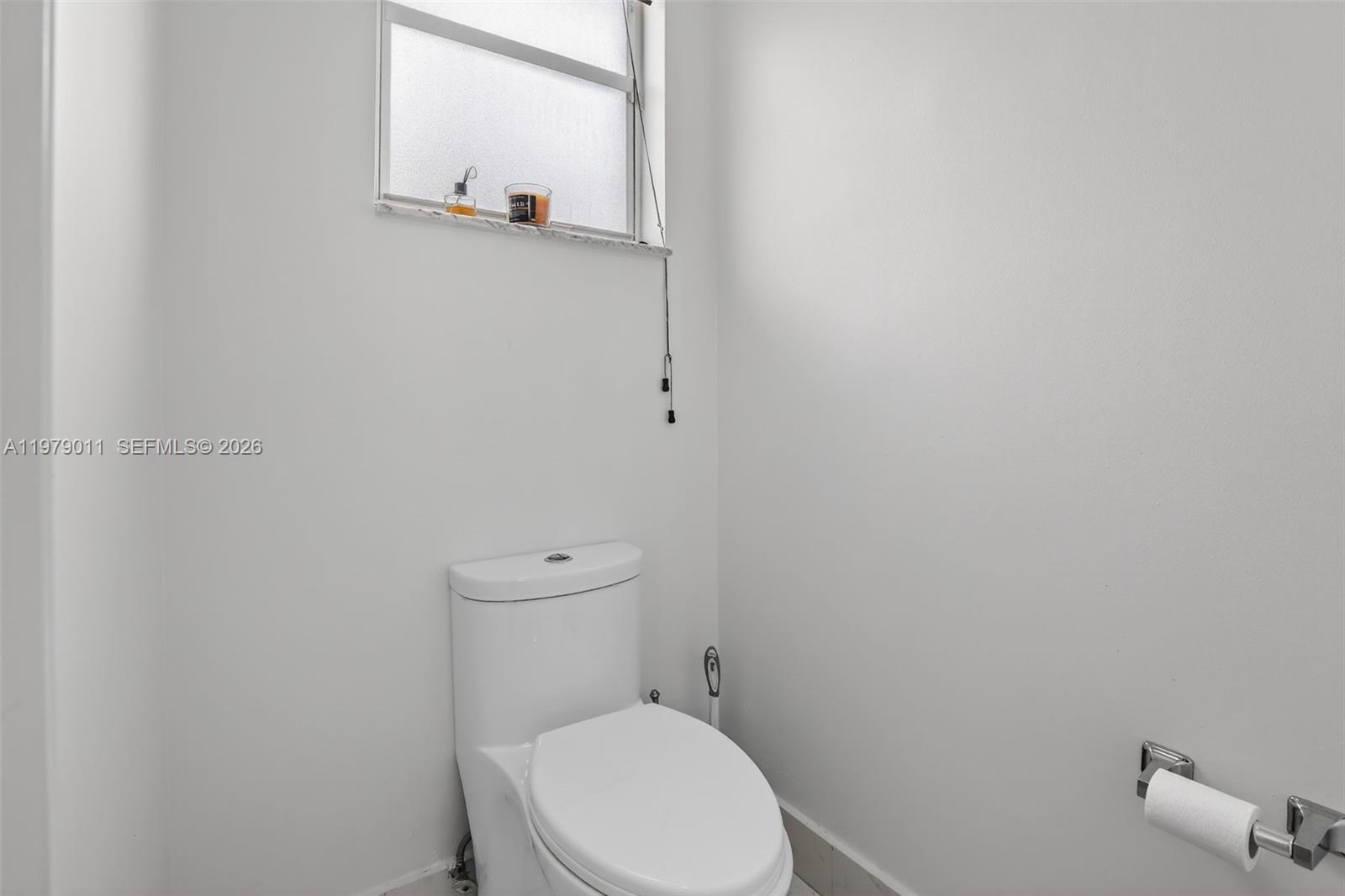 1221 NW 141st Ave Pembroke Pines, FL 33028