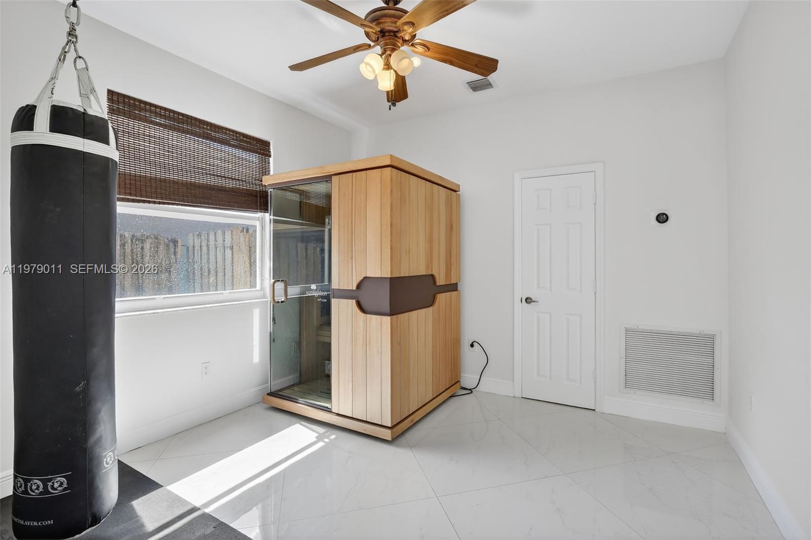 1221 NW 141st Ave Pembroke Pines, FL 33028