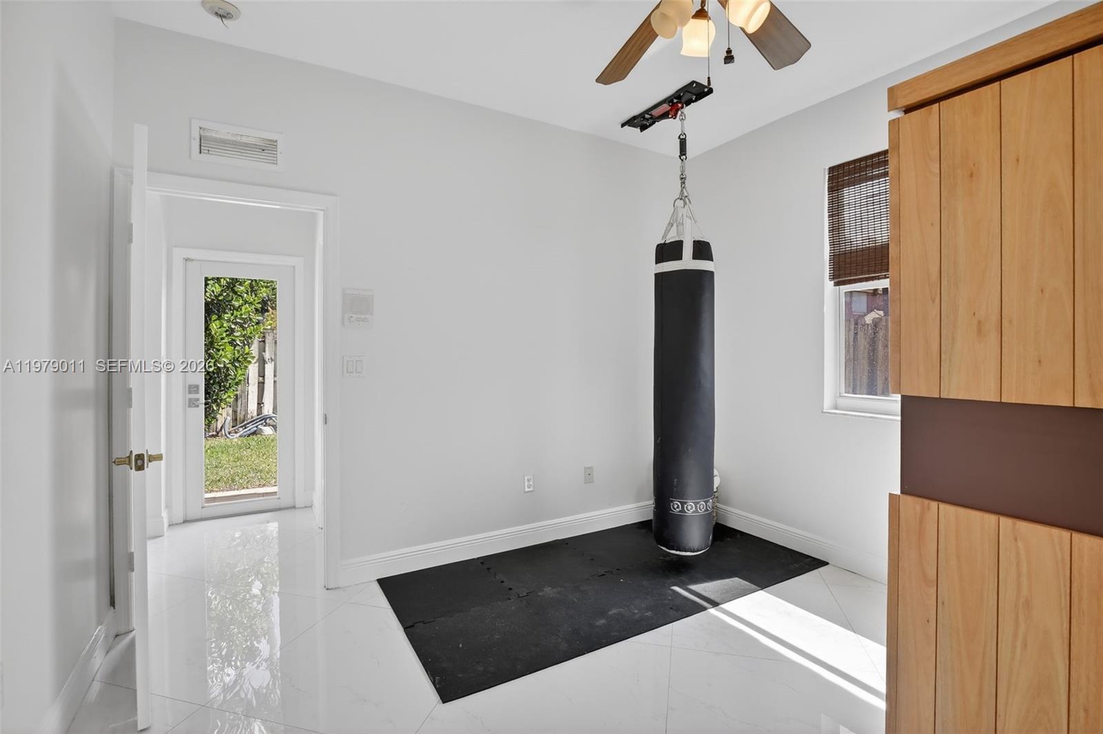 1221 NW 141st Ave Pembroke Pines, FL 33028