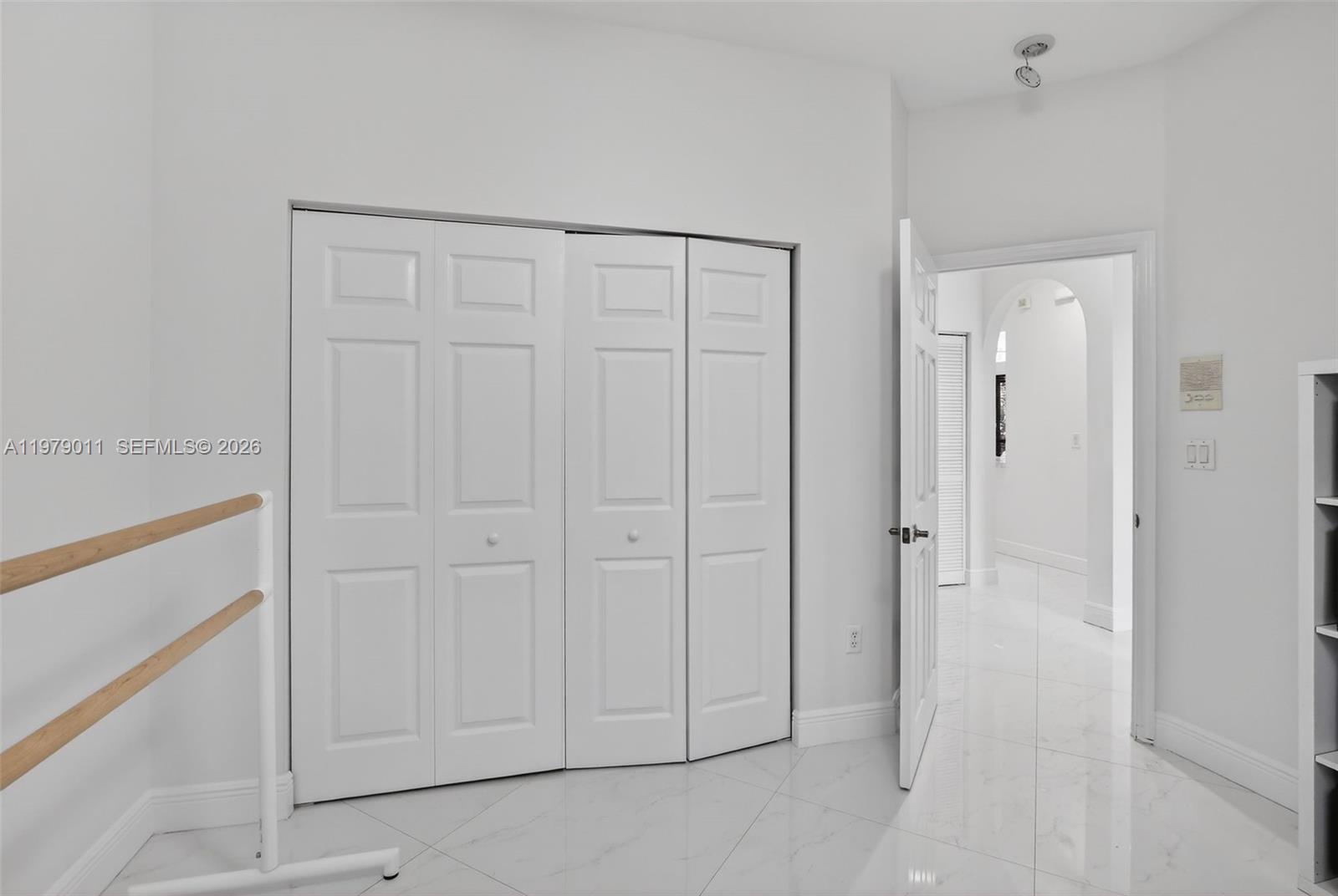 1221 NW 141st Ave Pembroke Pines, FL 33028