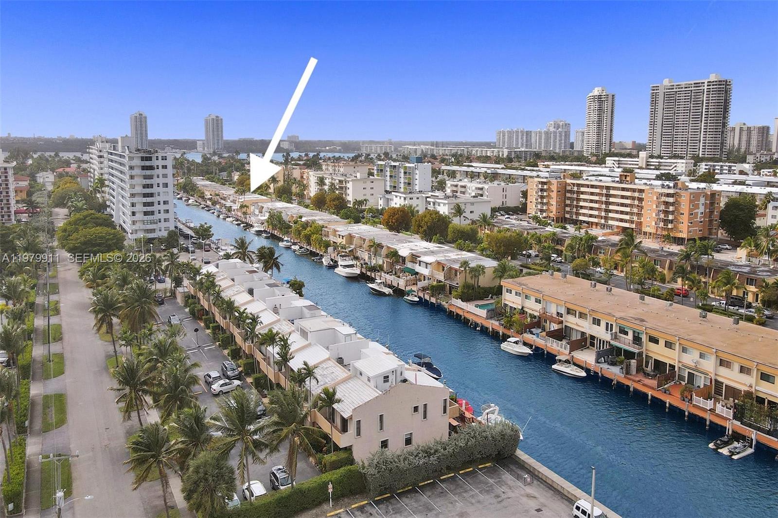 3648 NE 167th St #27