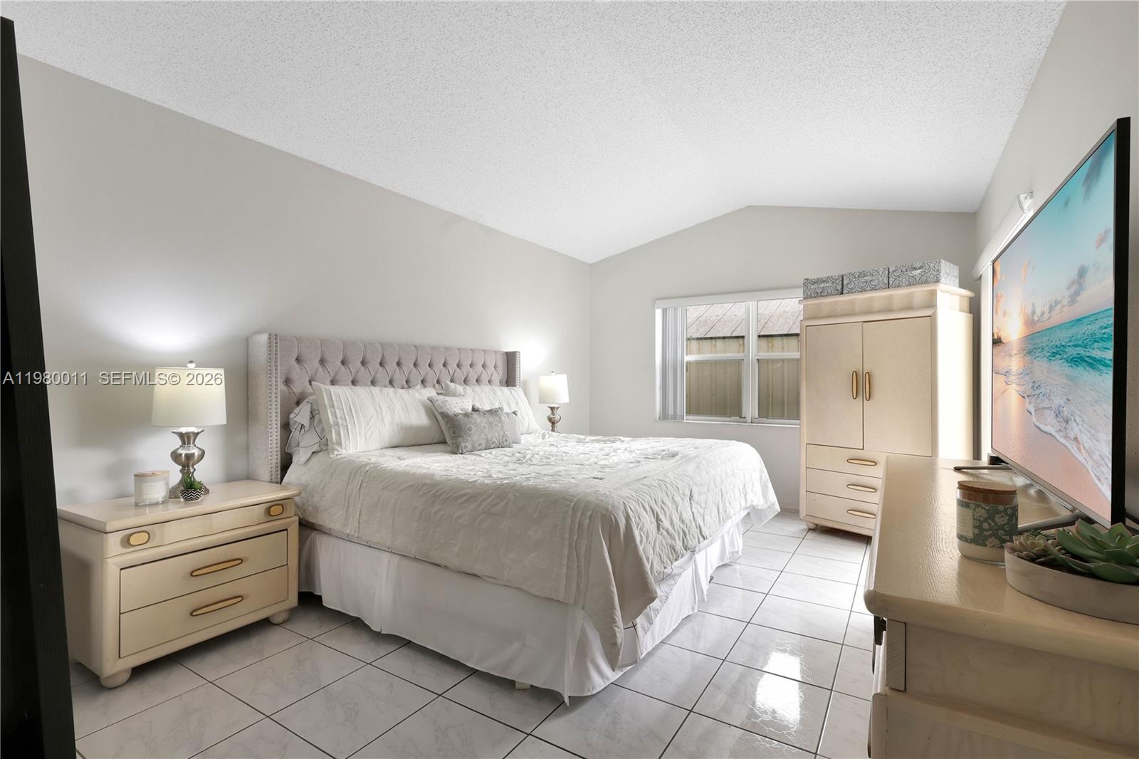 8269 SW 157th Pl Miami, FL 33193