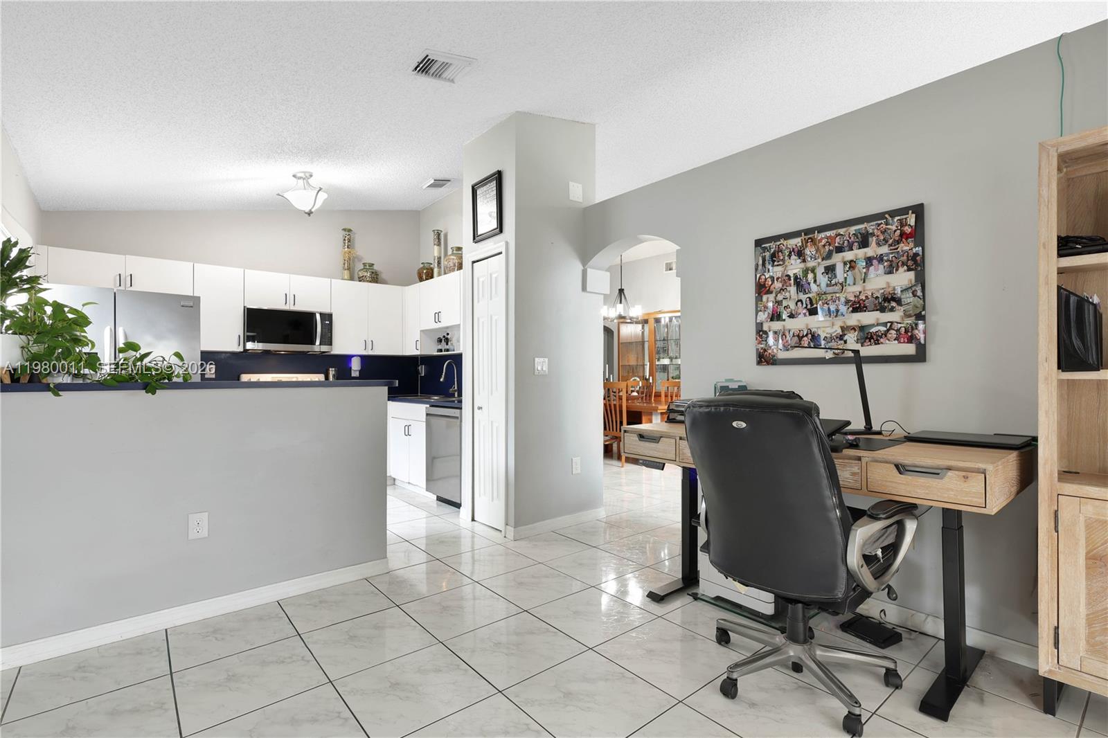 8269 SW 157th Pl Miami, FL 33193