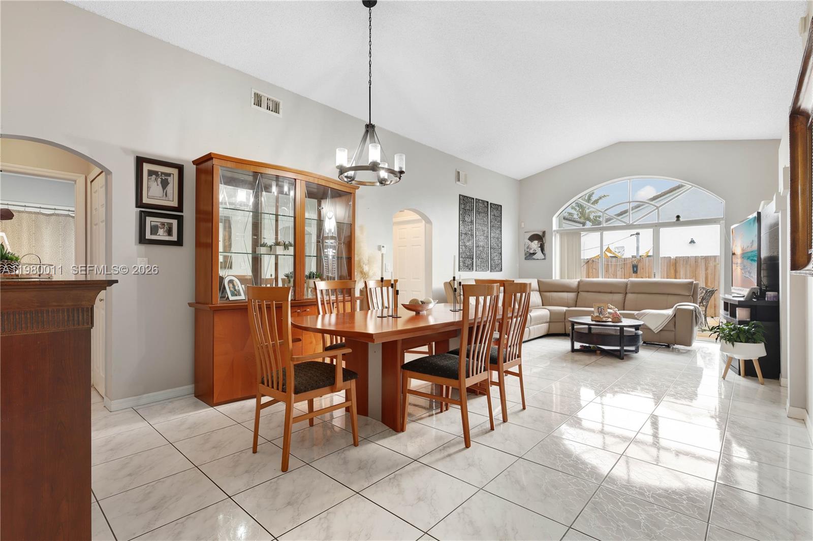 8269 SW 157th Pl Miami, FL 33193