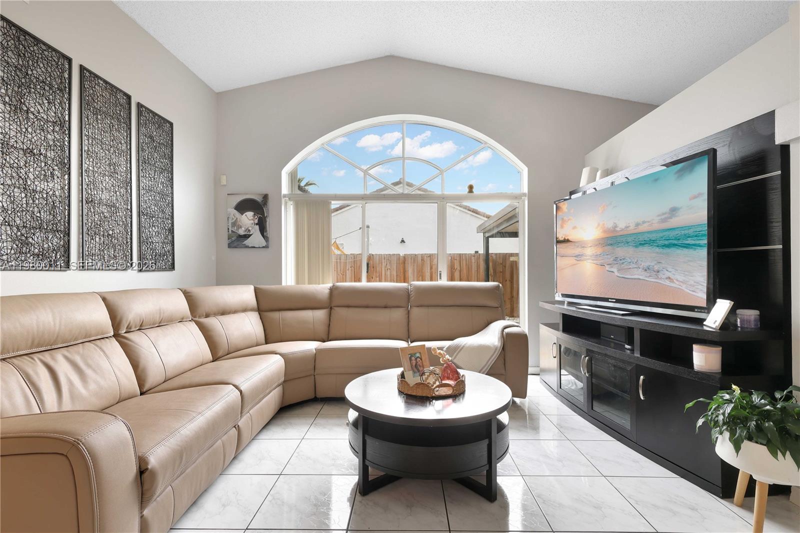 8269 SW 157th Pl Miami, FL 33193