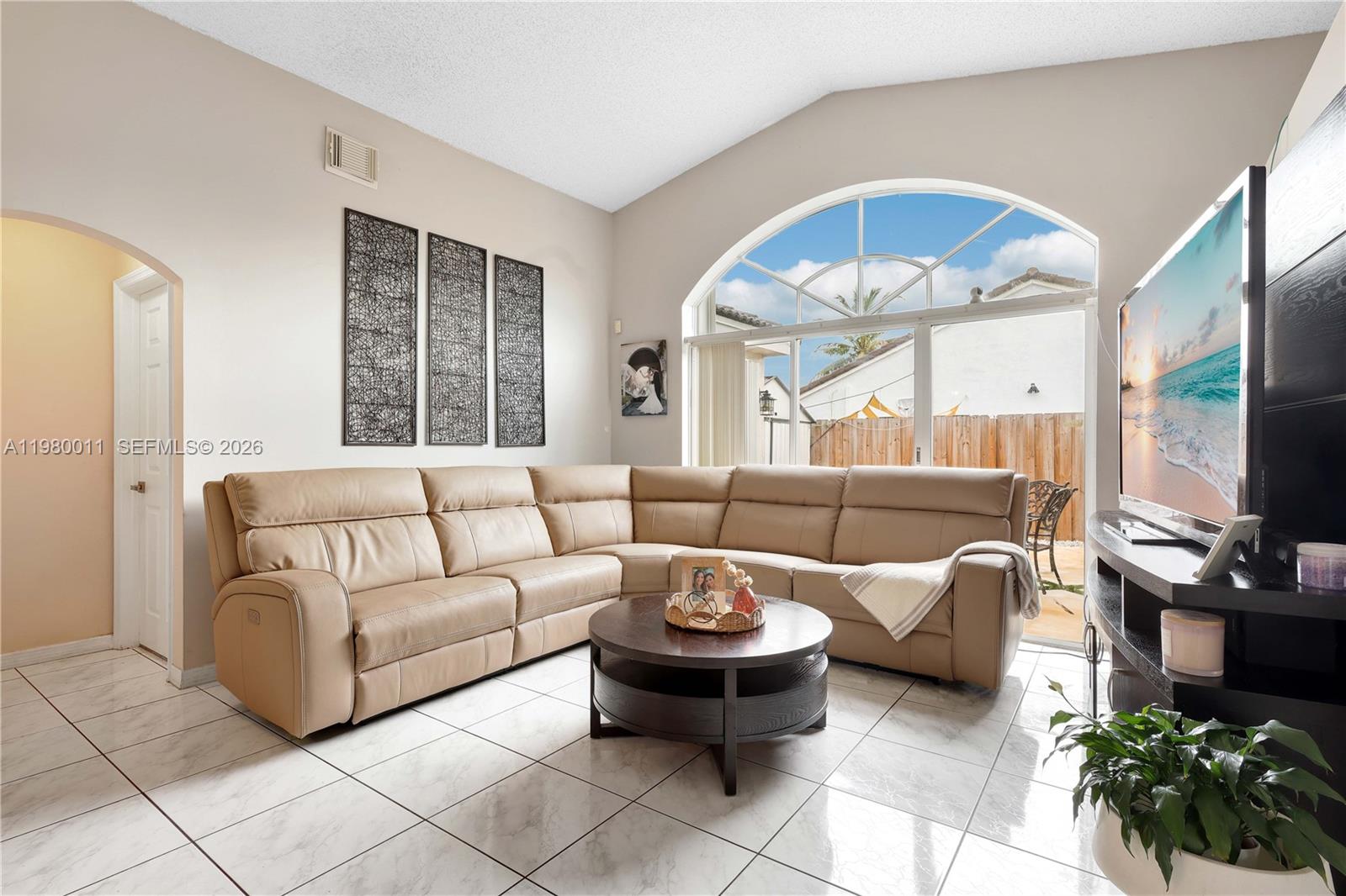 8269 SW 157th Pl Miami, FL 33193