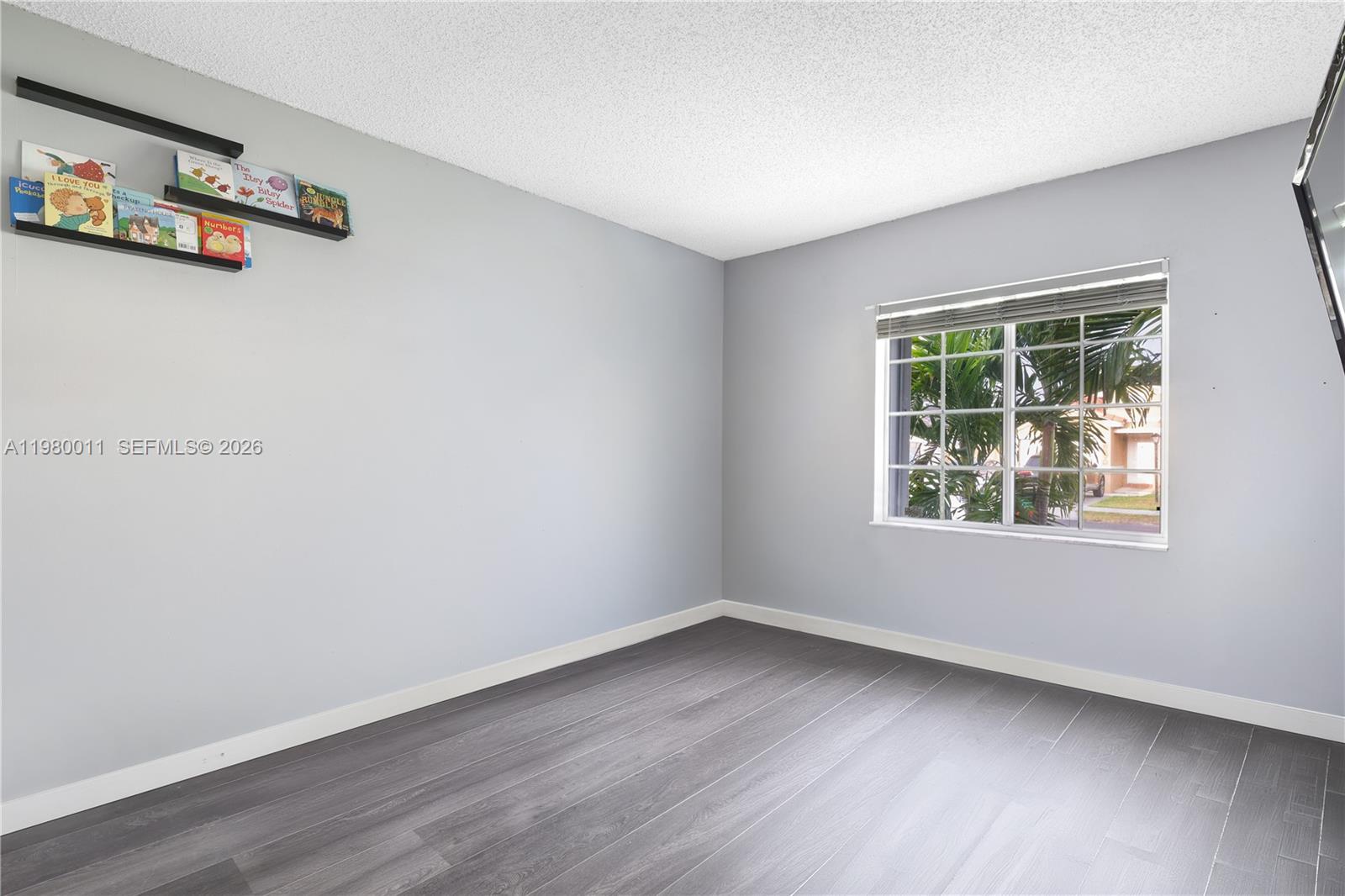 8269 SW 157th Pl Miami, FL 33193