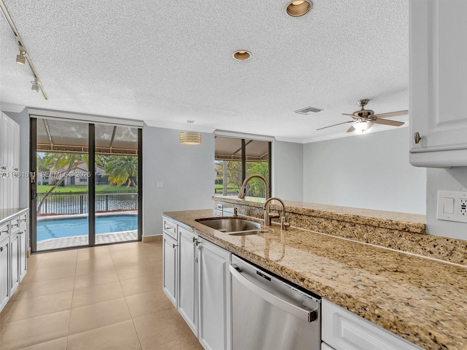 1460 NW 104th Ave Plantation, FL 33322