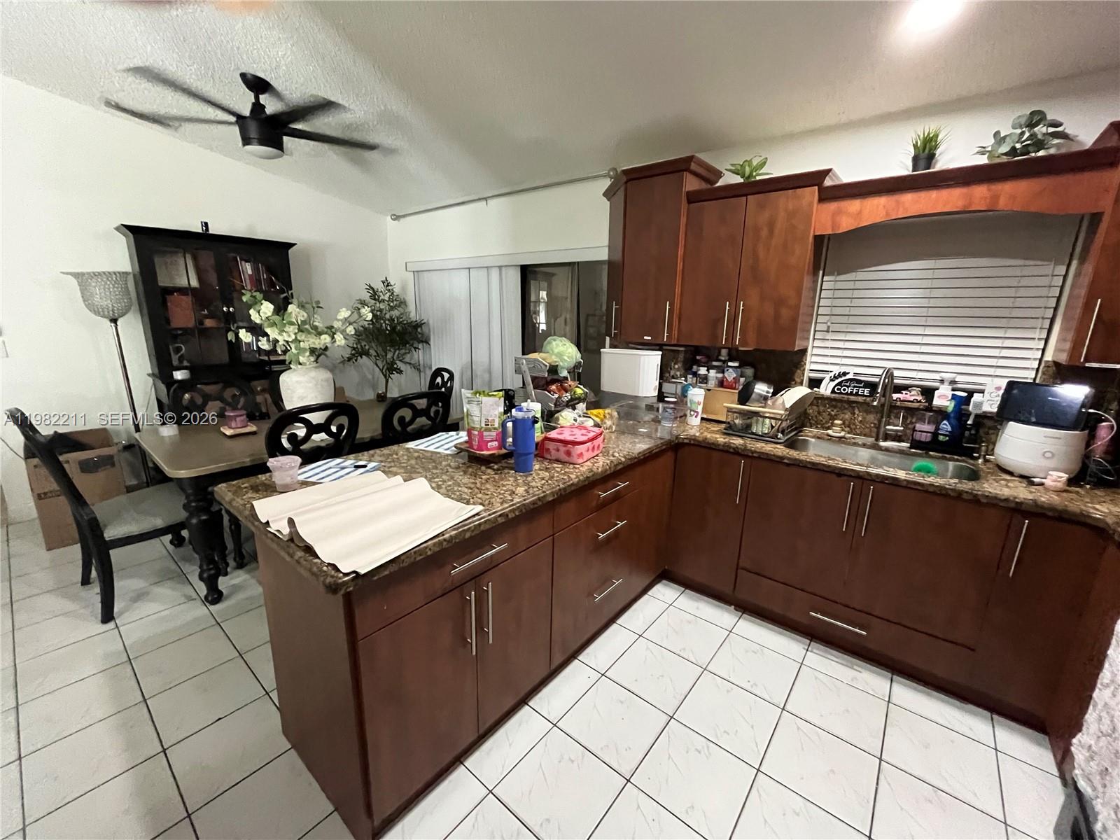 13485 SW 28th St Miami, FL 33175