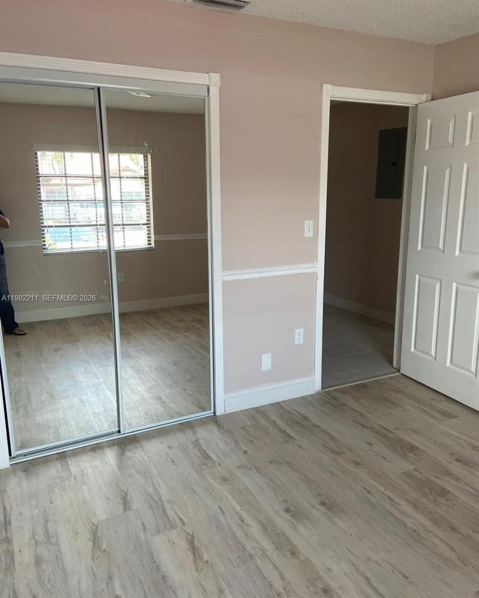 13485 SW 28th St Miami, FL 33175