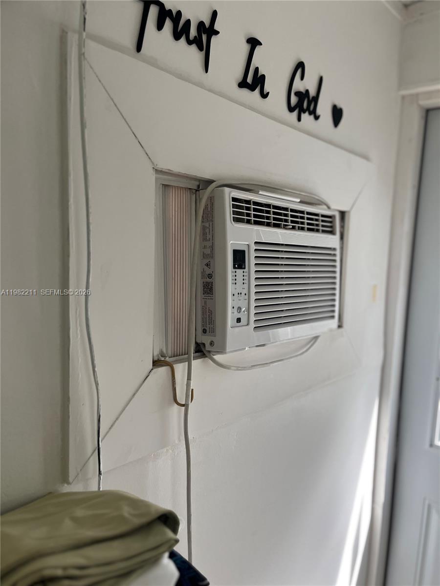 13485 SW 28th St Miami, FL 33175