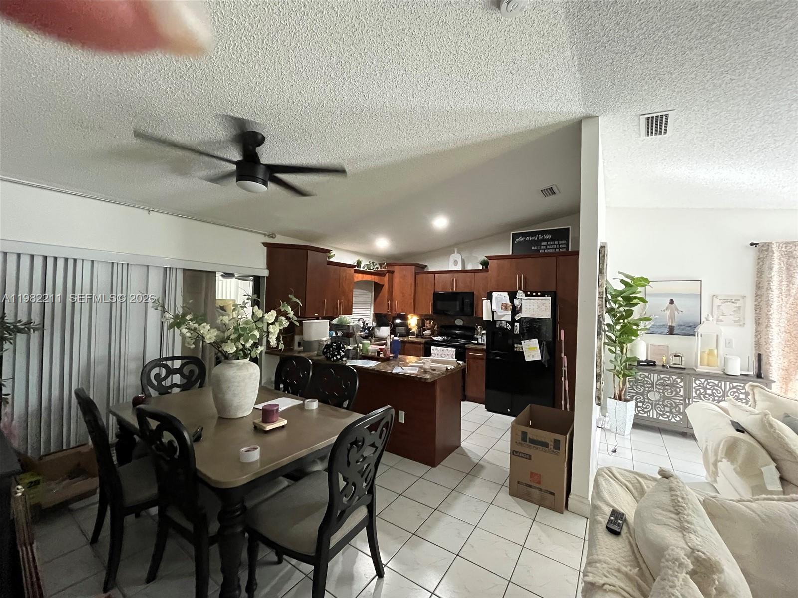 13485 SW 28th St Miami, FL 33175