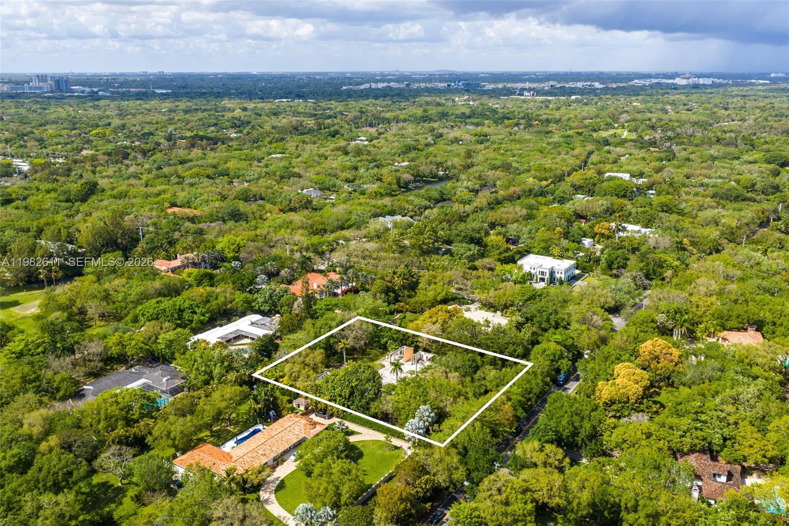 10550 Old Cutler Rd Coral Gables, FL 33156
