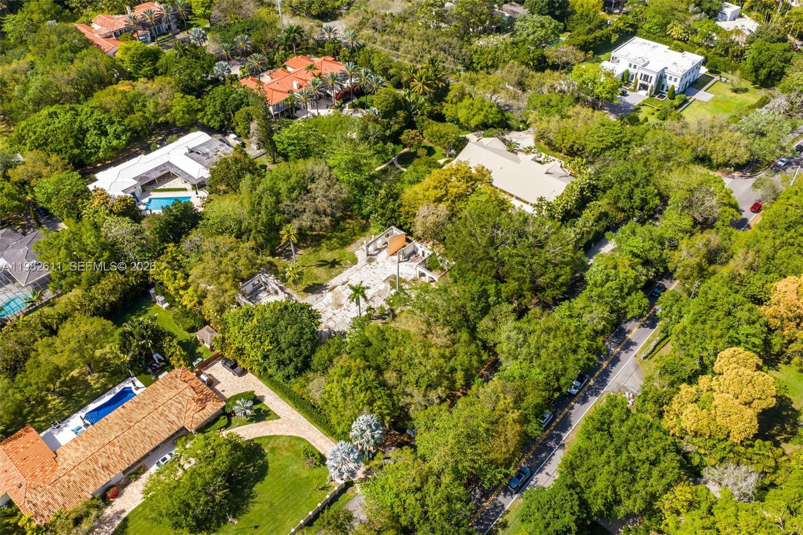 10550 Old Cutler Rd Coral Gables, FL 33156