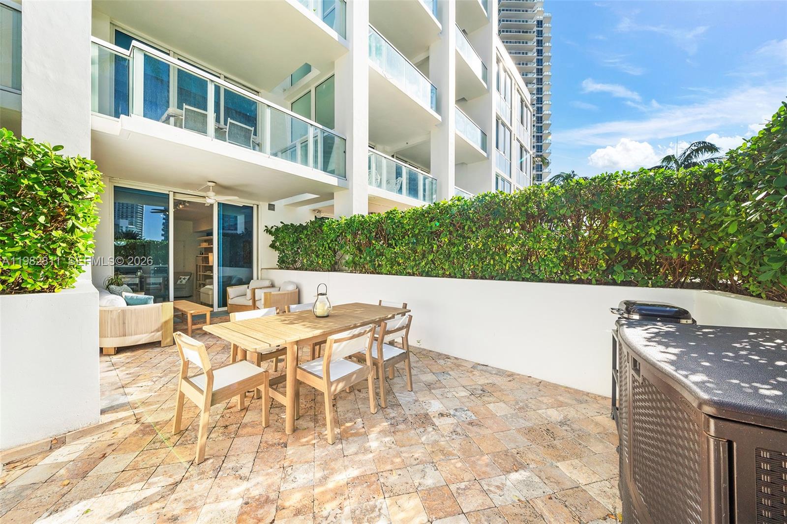 50 S Pointe Dr #509 Miami Beach, FL 33139