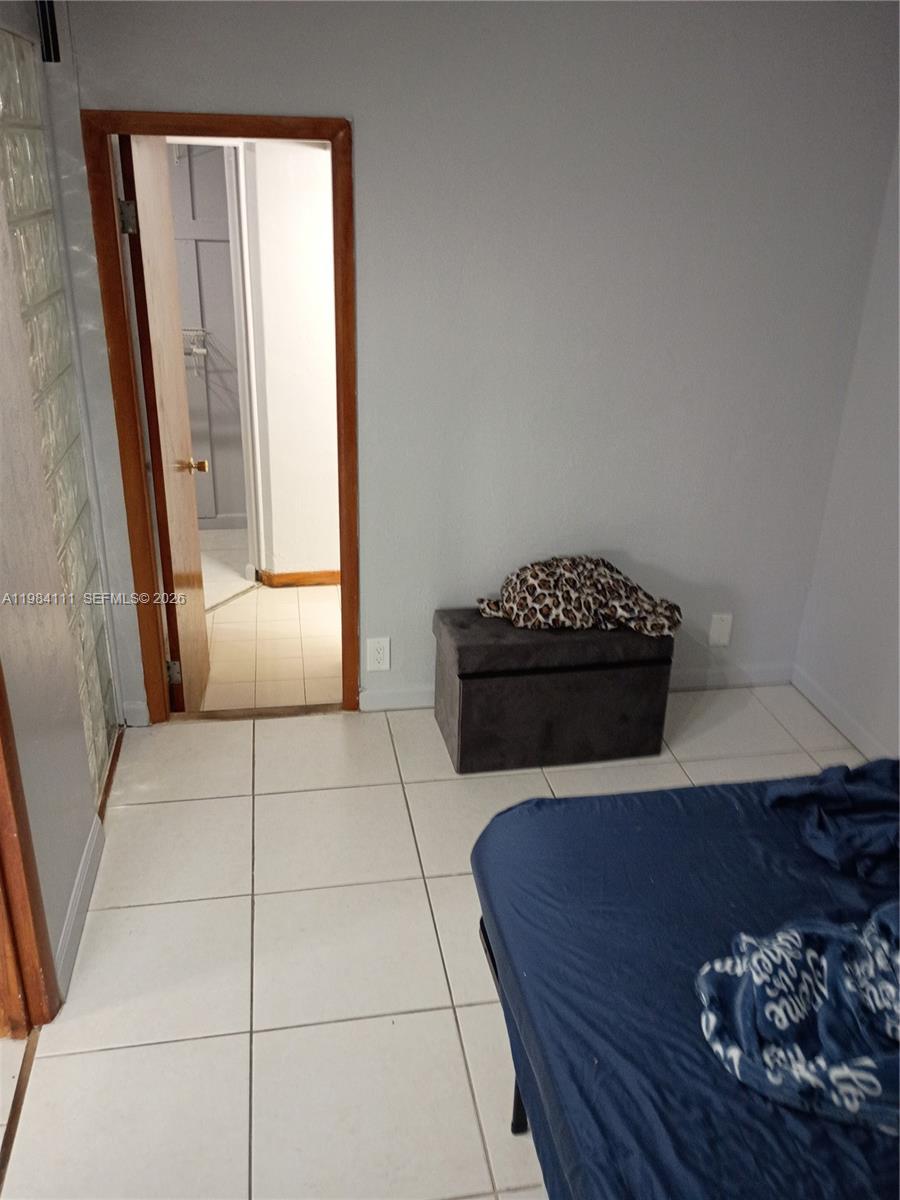 8315 SW 72nd Ave #104B Miami, FL 33143