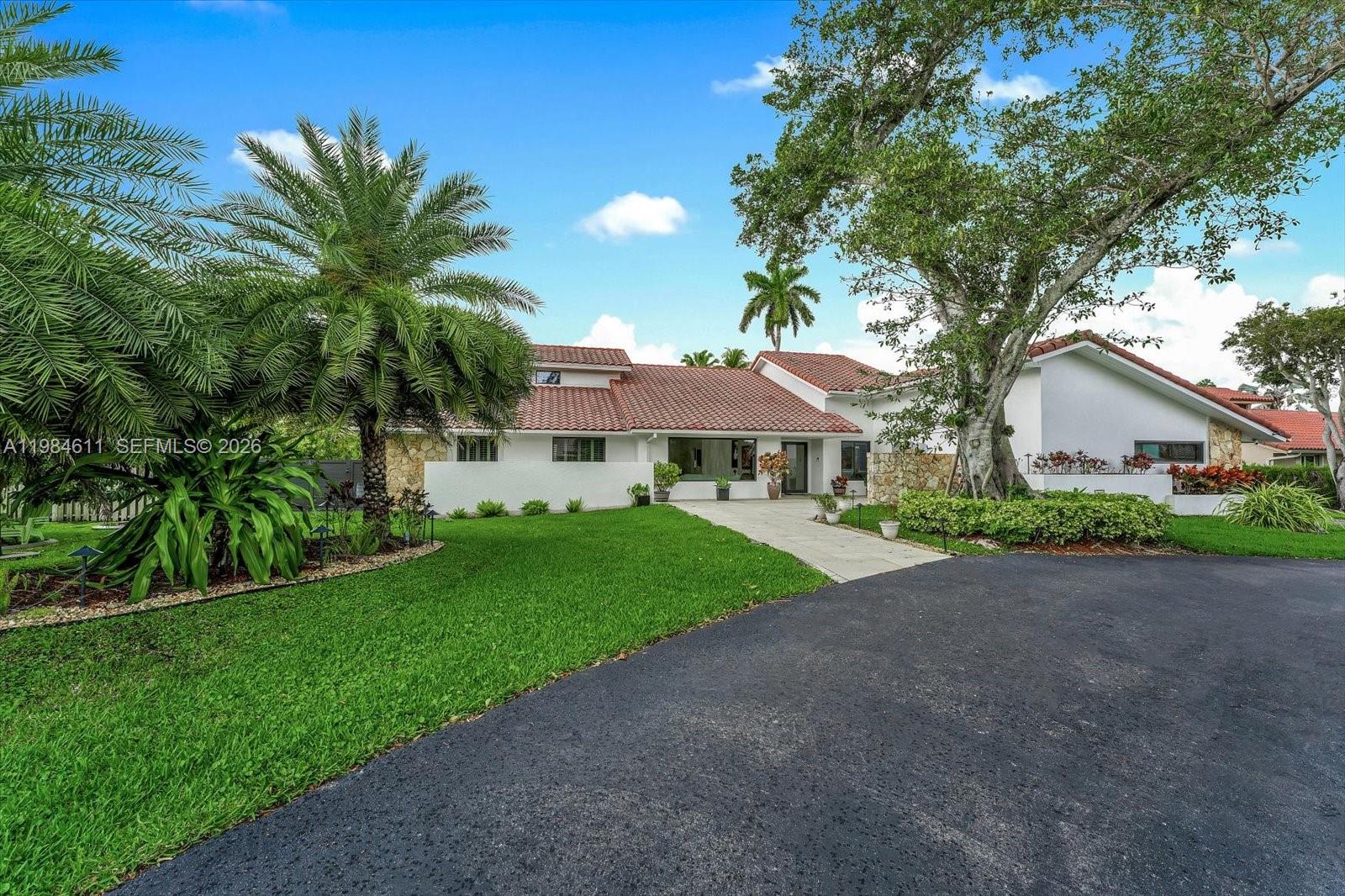 10126 SW 93rd Pl Miami, FL 33176