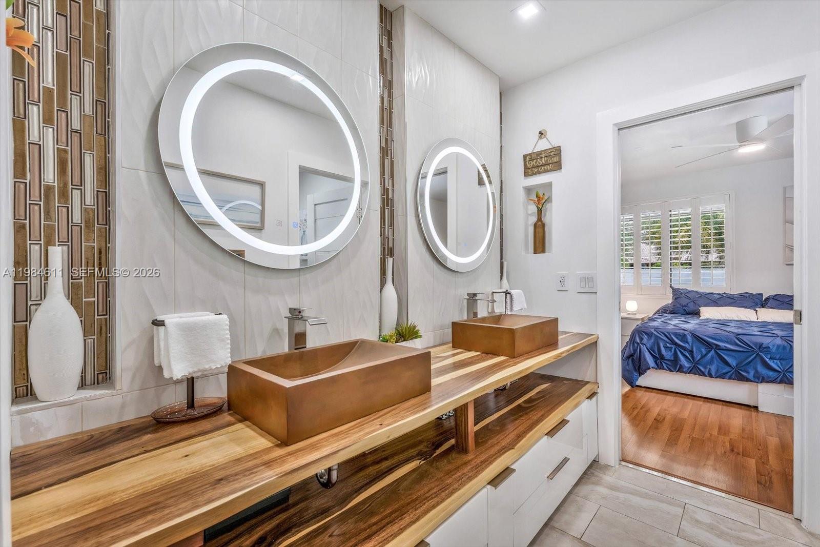 10126 SW 93rd Pl Miami, FL 33176