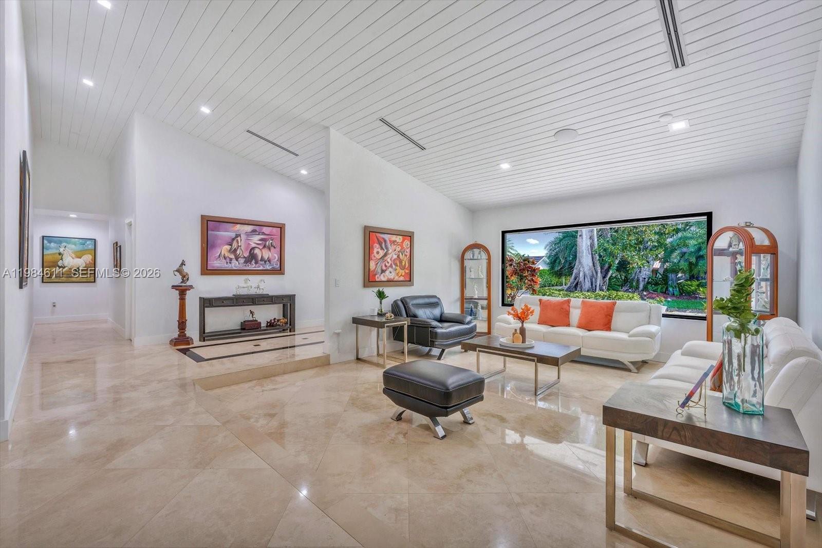 10126 SW 93rd Pl Miami, FL 33176