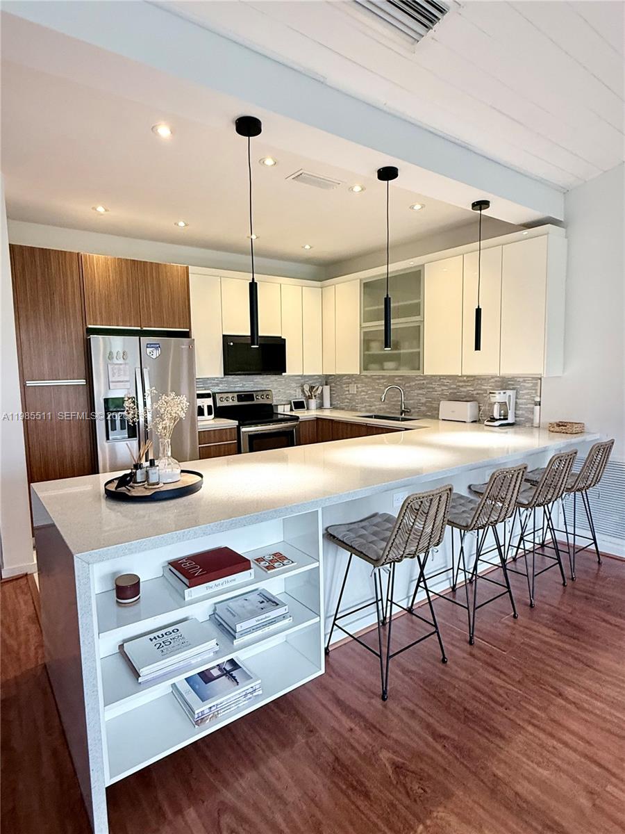 101 Ocean Ln Dr #4011