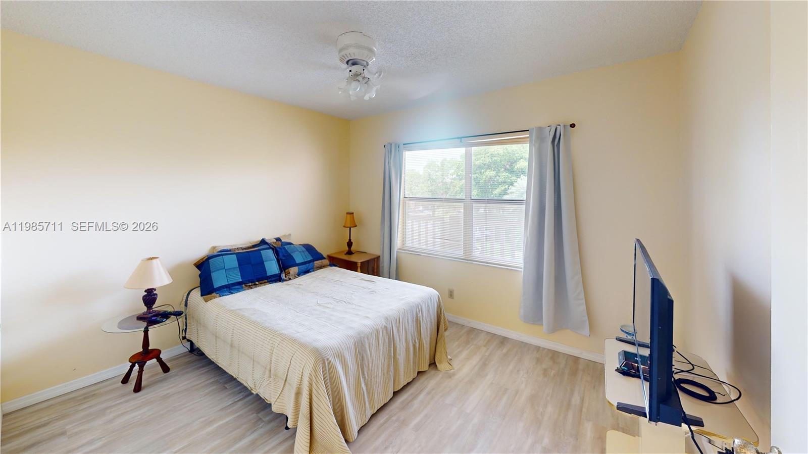 9621 Sunrise Lks Blvd #302 Sunrise, FL 33322