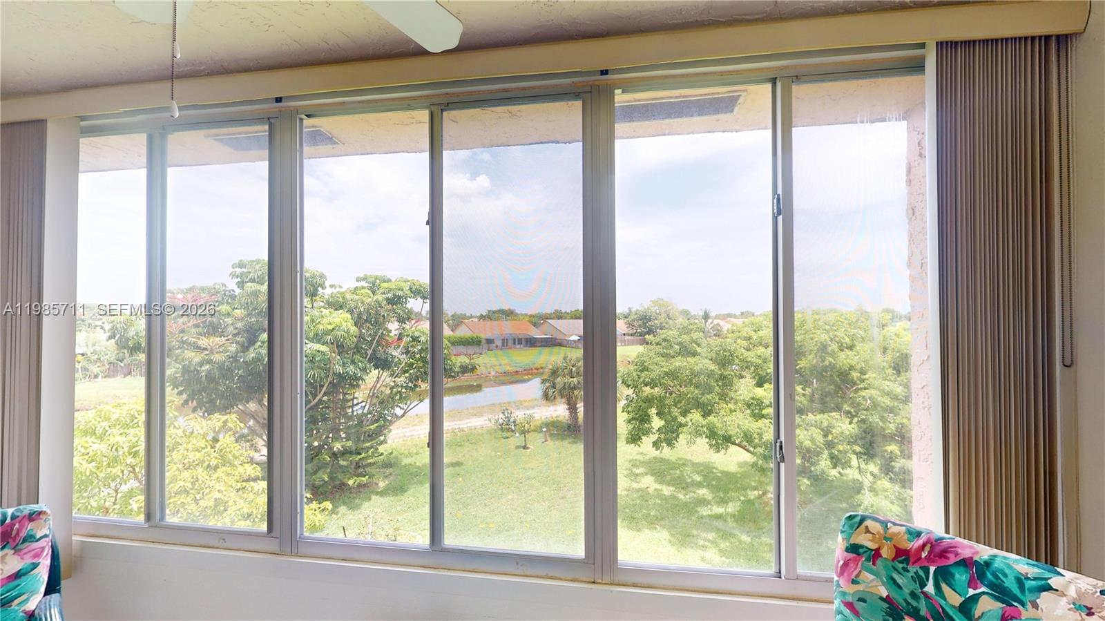 9621 Sunrise Lks Blvd #302 Sunrise, FL 33322