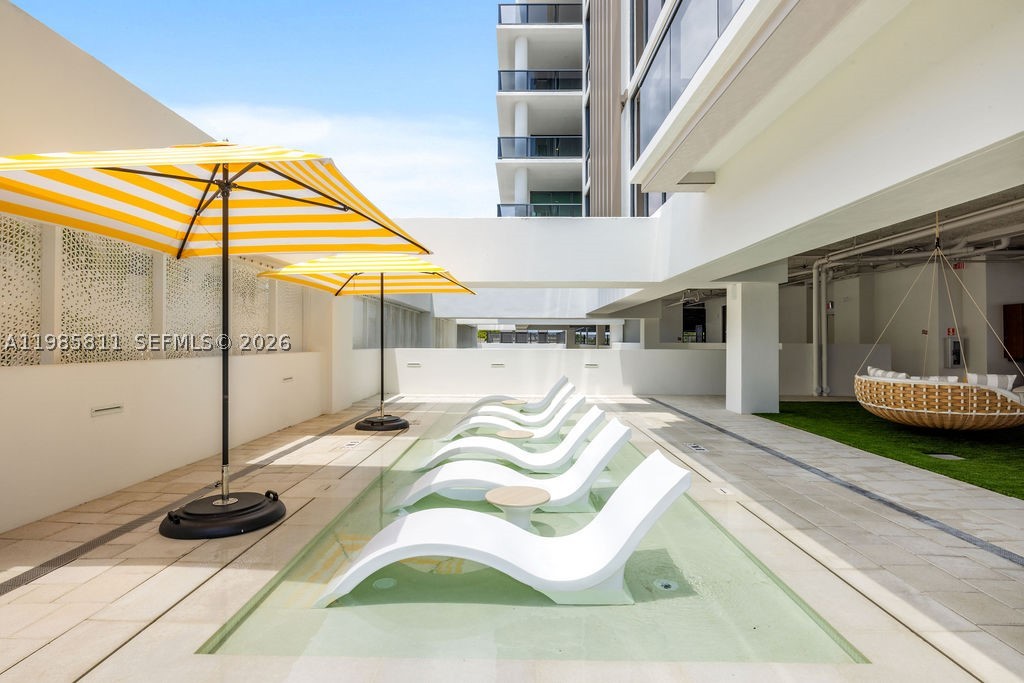 305 Briny Ave #405 Pompano Beach, FL 33062