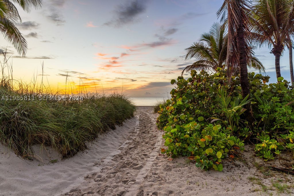 305 Briny Ave #405 Pompano Beach, FL 33062