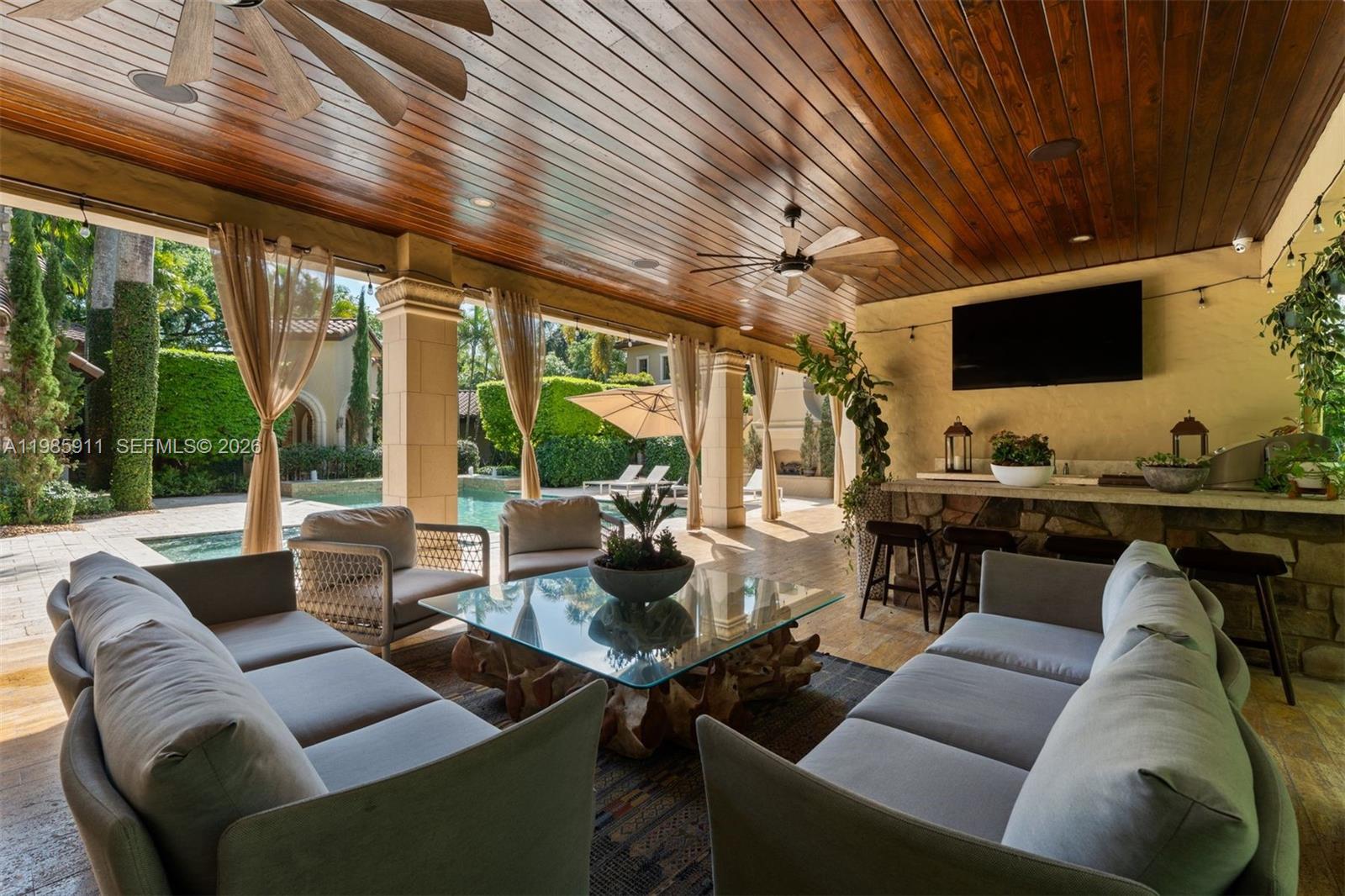 6201 SW 96th St Pinecrest, FL 33156