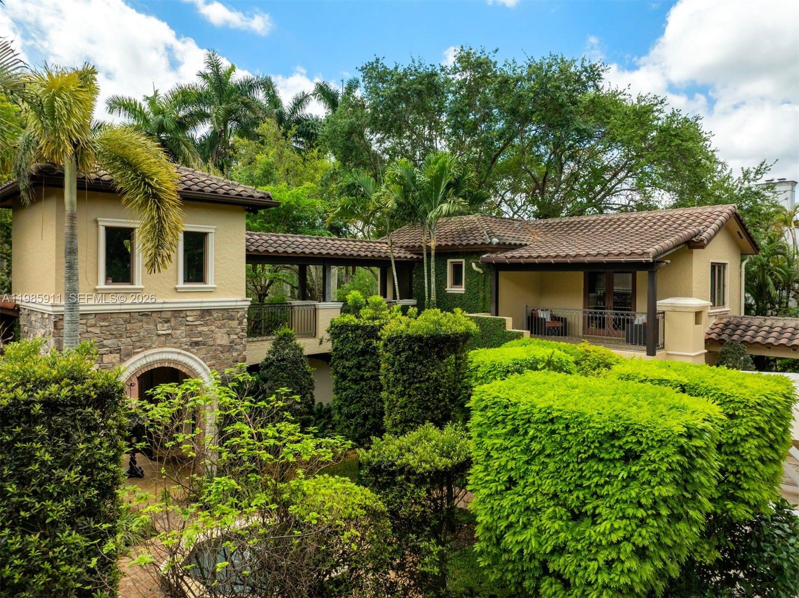 6201 SW 96th St Pinecrest, FL 33156