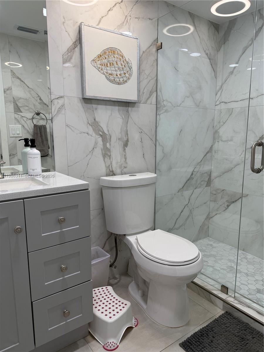 1461 NW 113th Ave Pembroke Pines, FL 33026