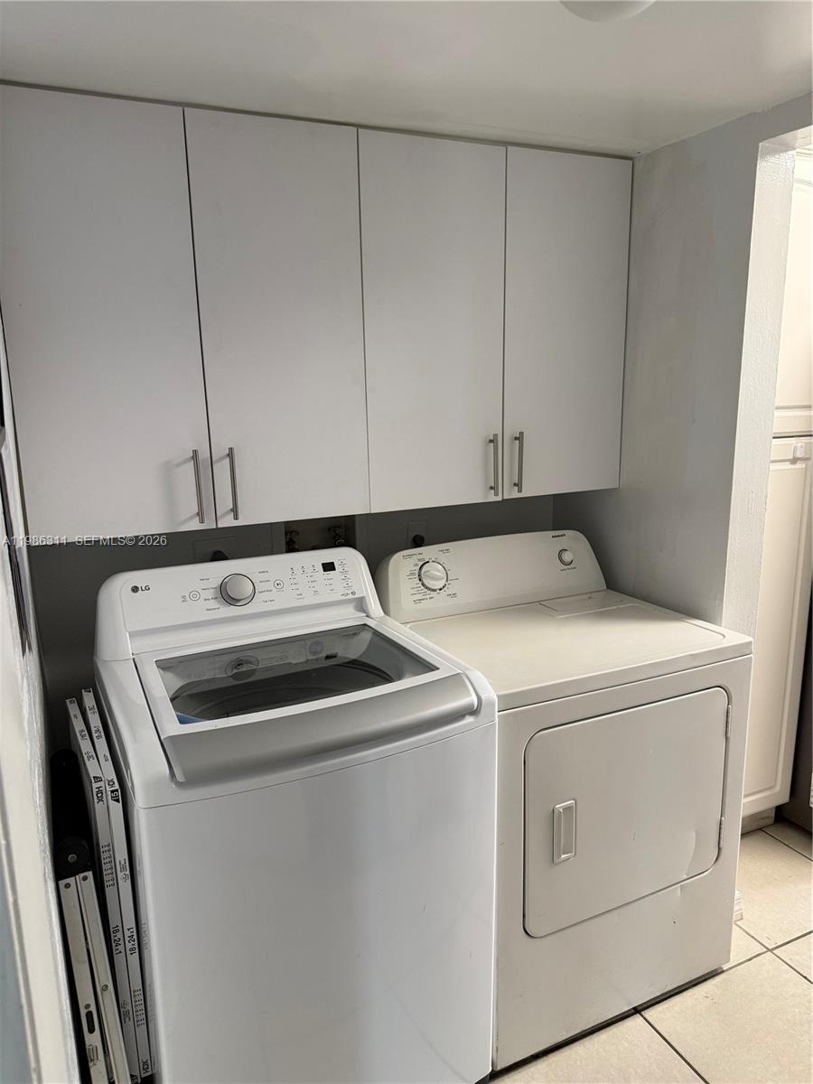 1461 NW 113th Ave Pembroke Pines, FL 33026