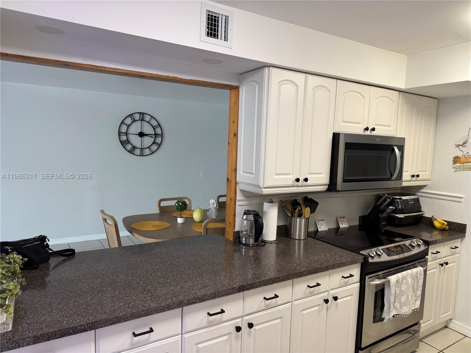 1461 NW 113th Ave Pembroke Pines, FL 33026