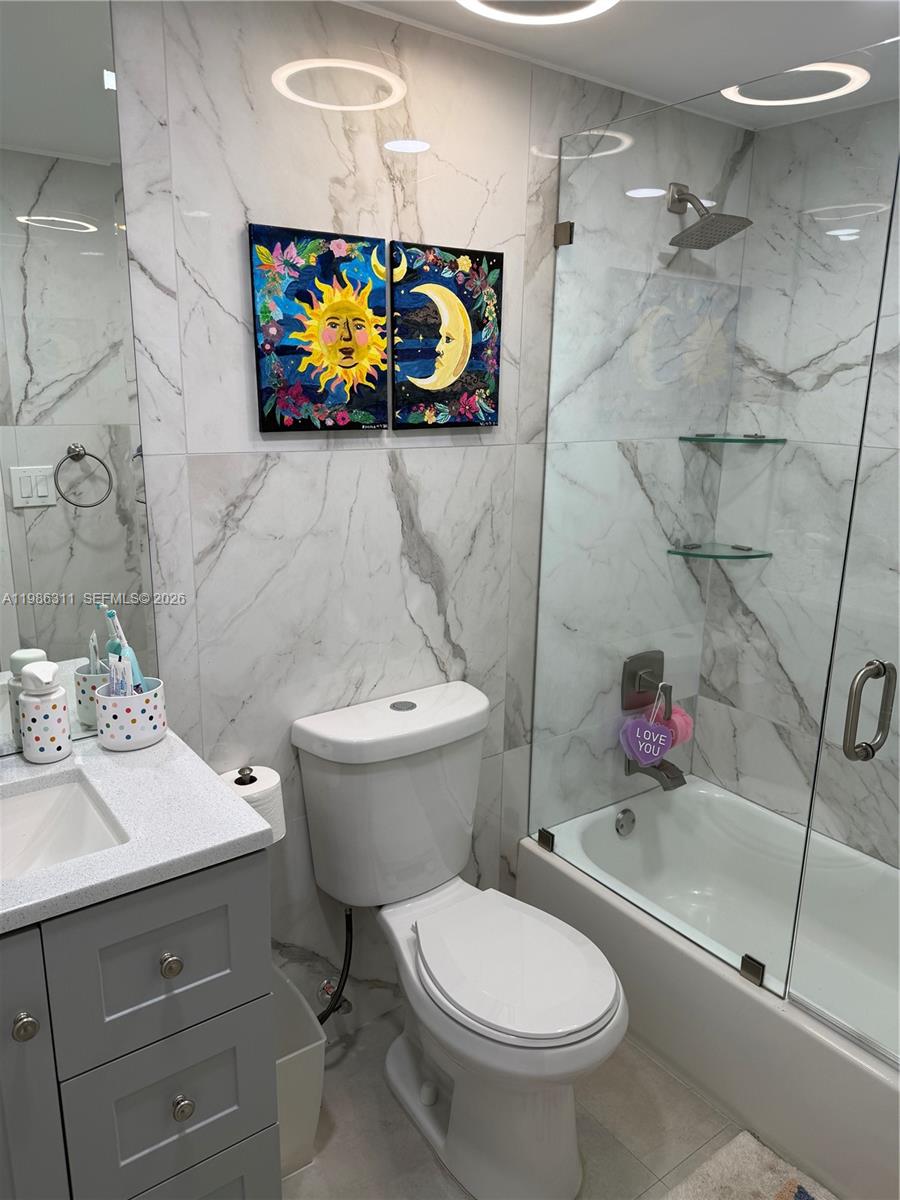 1461 NW 113th Ave Pembroke Pines, FL 33026