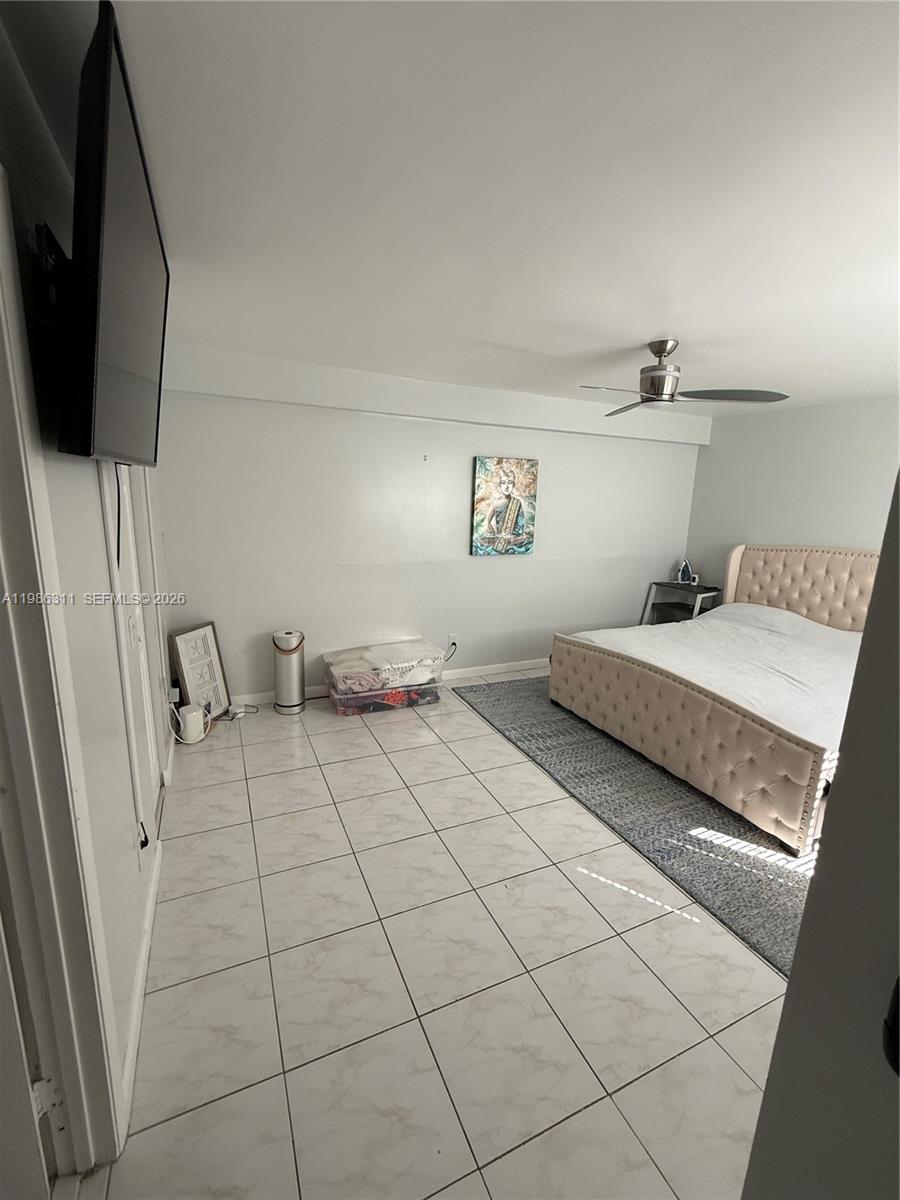 1461 NW 113th Ave Pembroke Pines, FL 33026