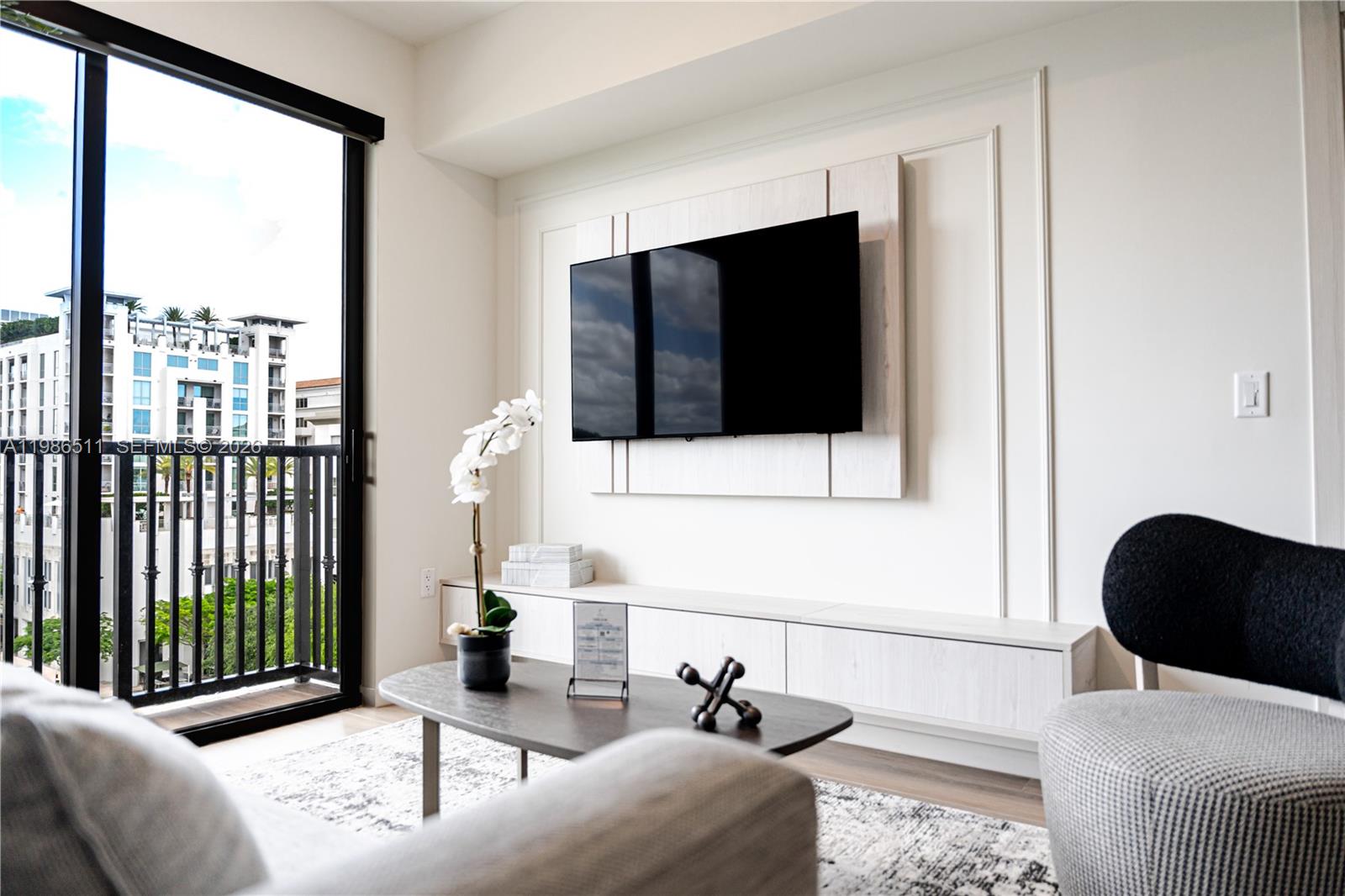 4220 Laguna St #703 #703 Coral Gables, FL 33146