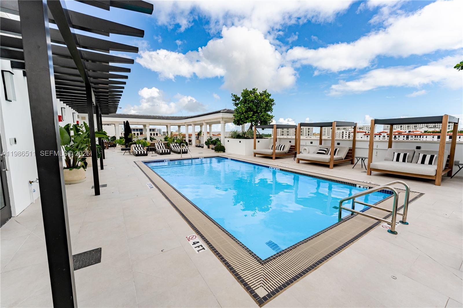 4220 Laguna St #703 #703 Coral Gables, FL 33146