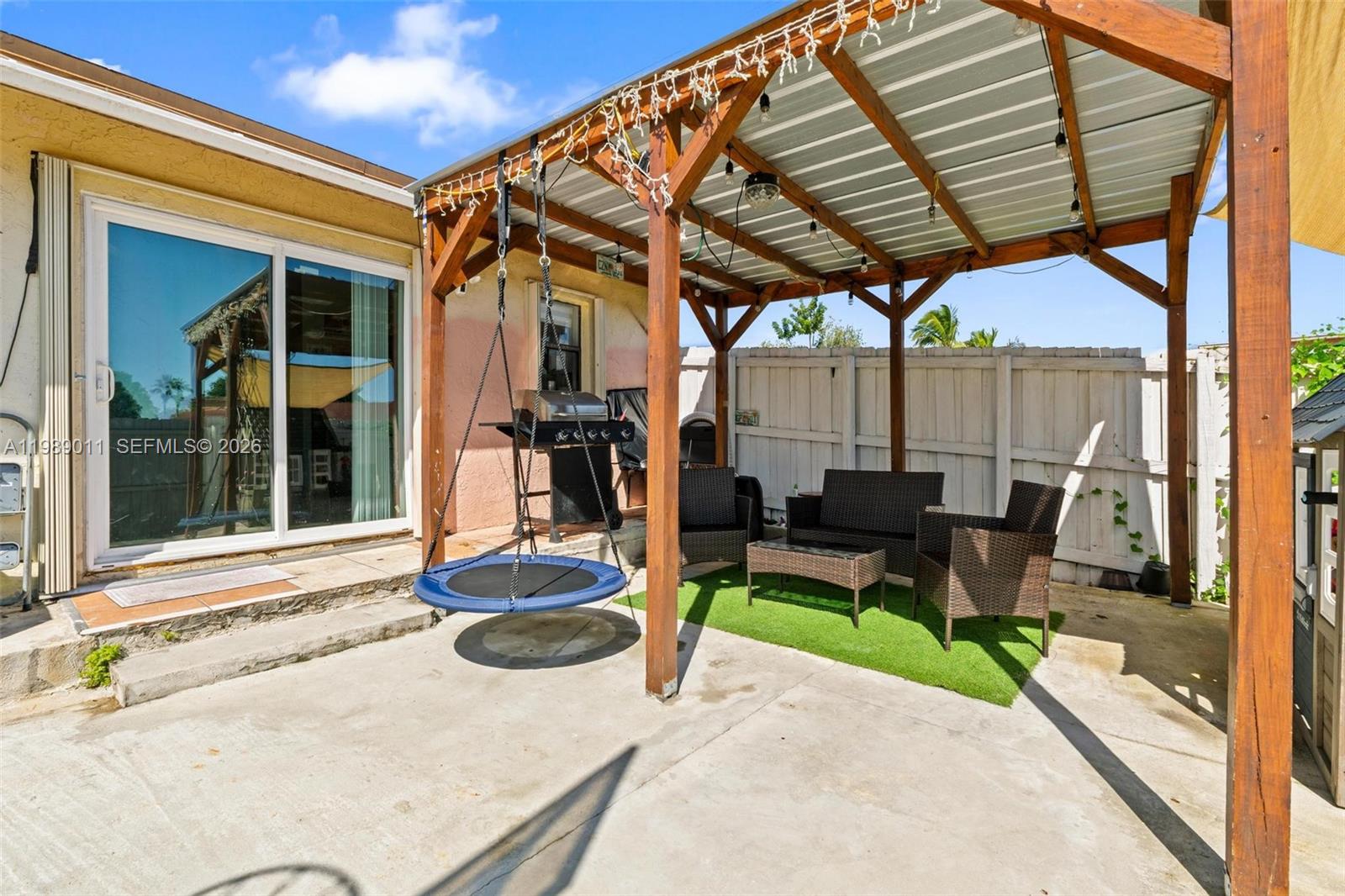 14006 sw SW 281st St Ter Homestead, FL 33033