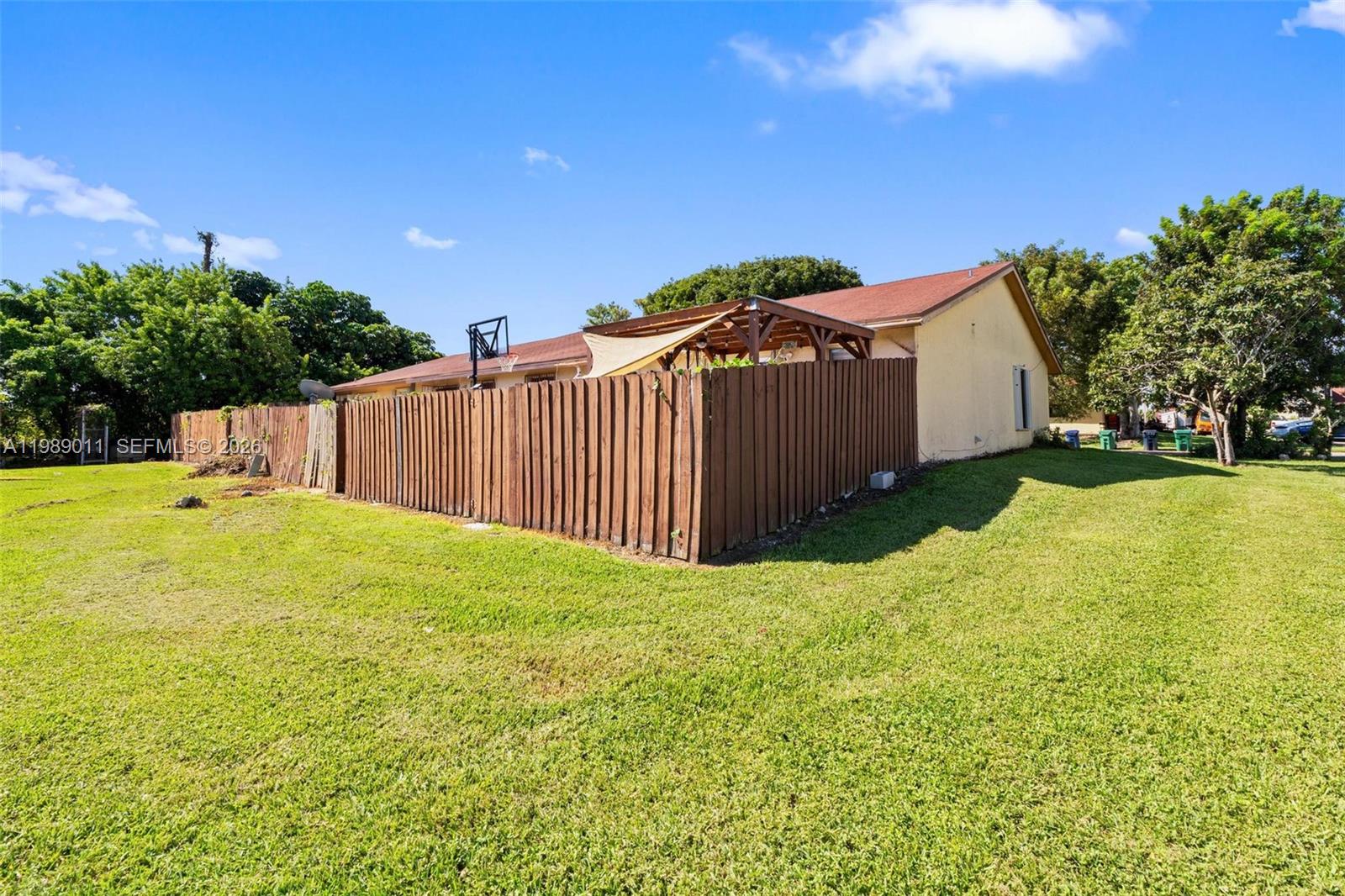 14006 sw SW 281st St Ter Homestead, FL 33033